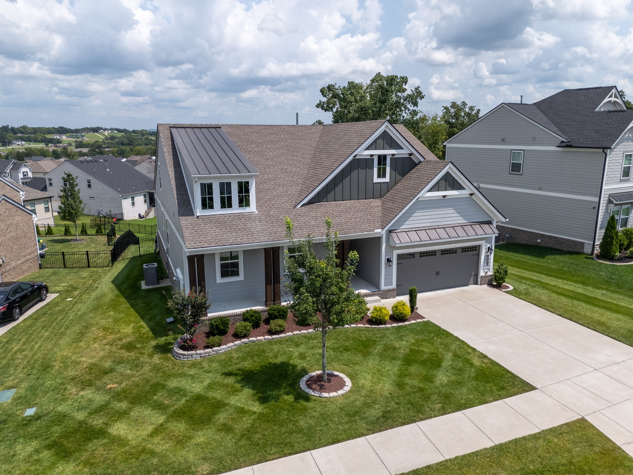 2069 Hedgelawn Dr