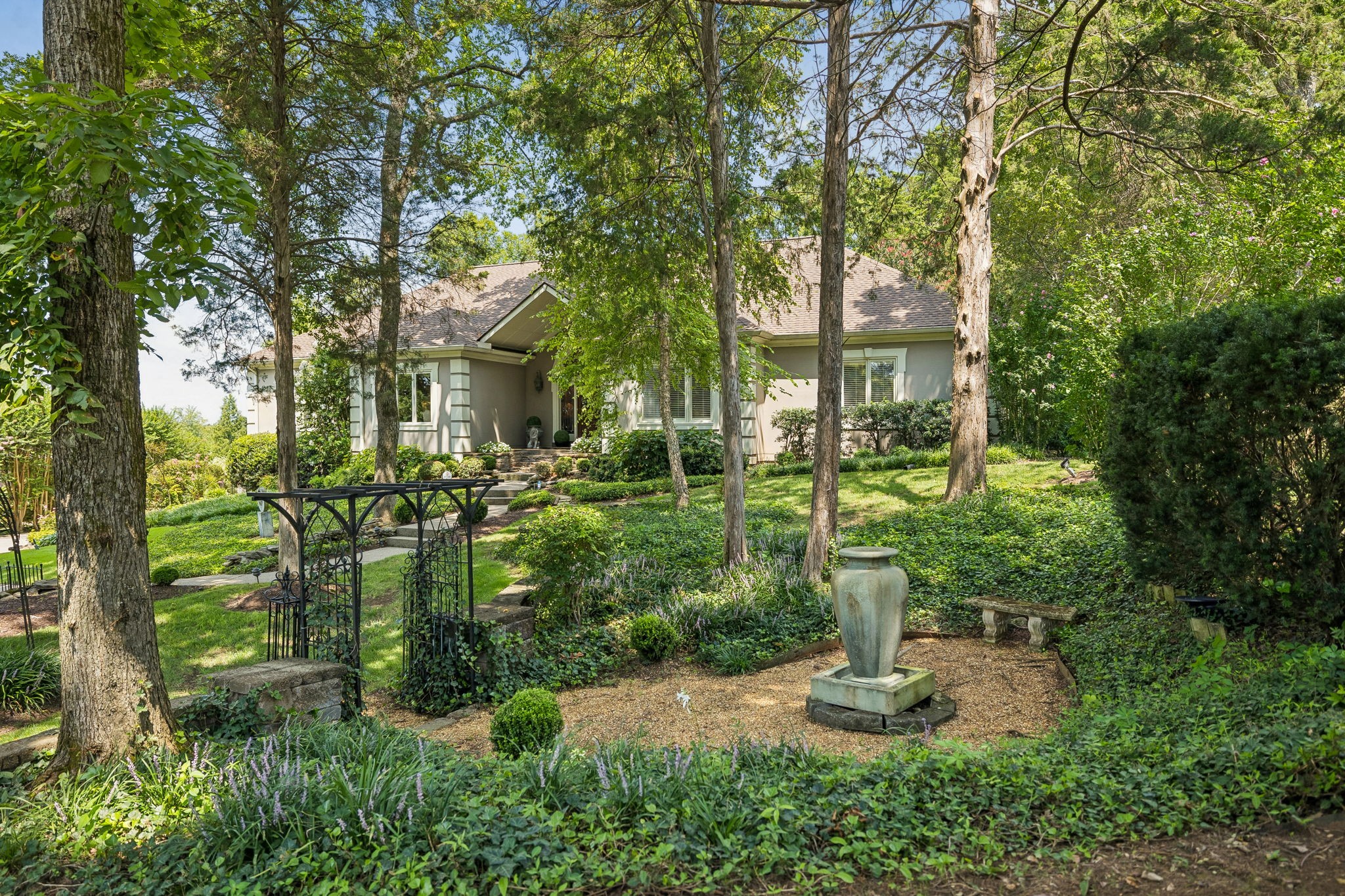9102 Gasserway Ct