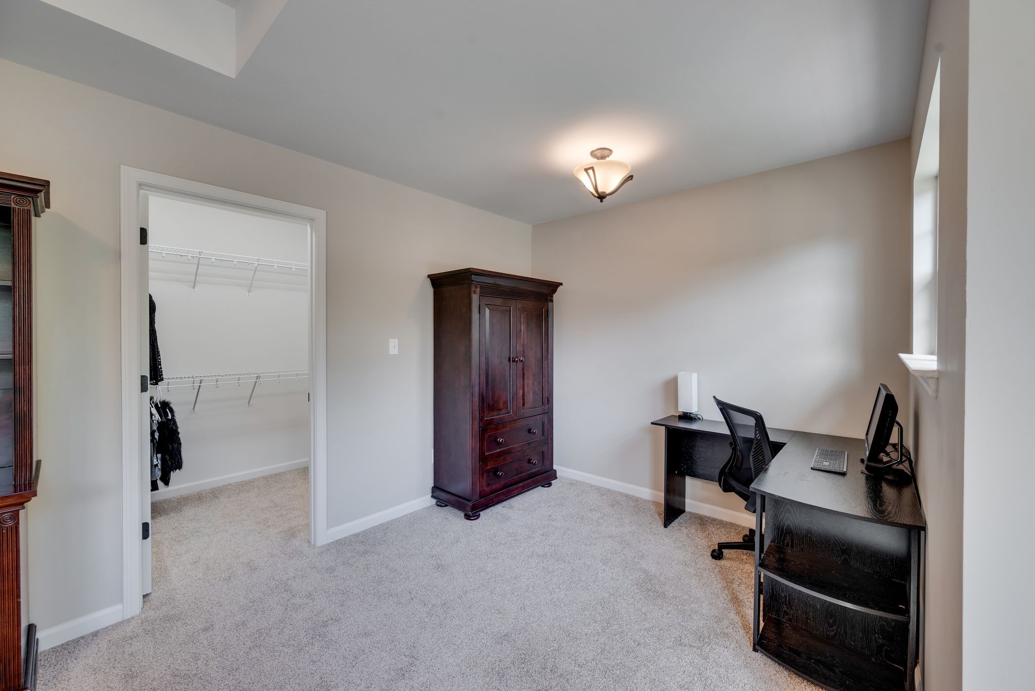 1000 Glessner Dr