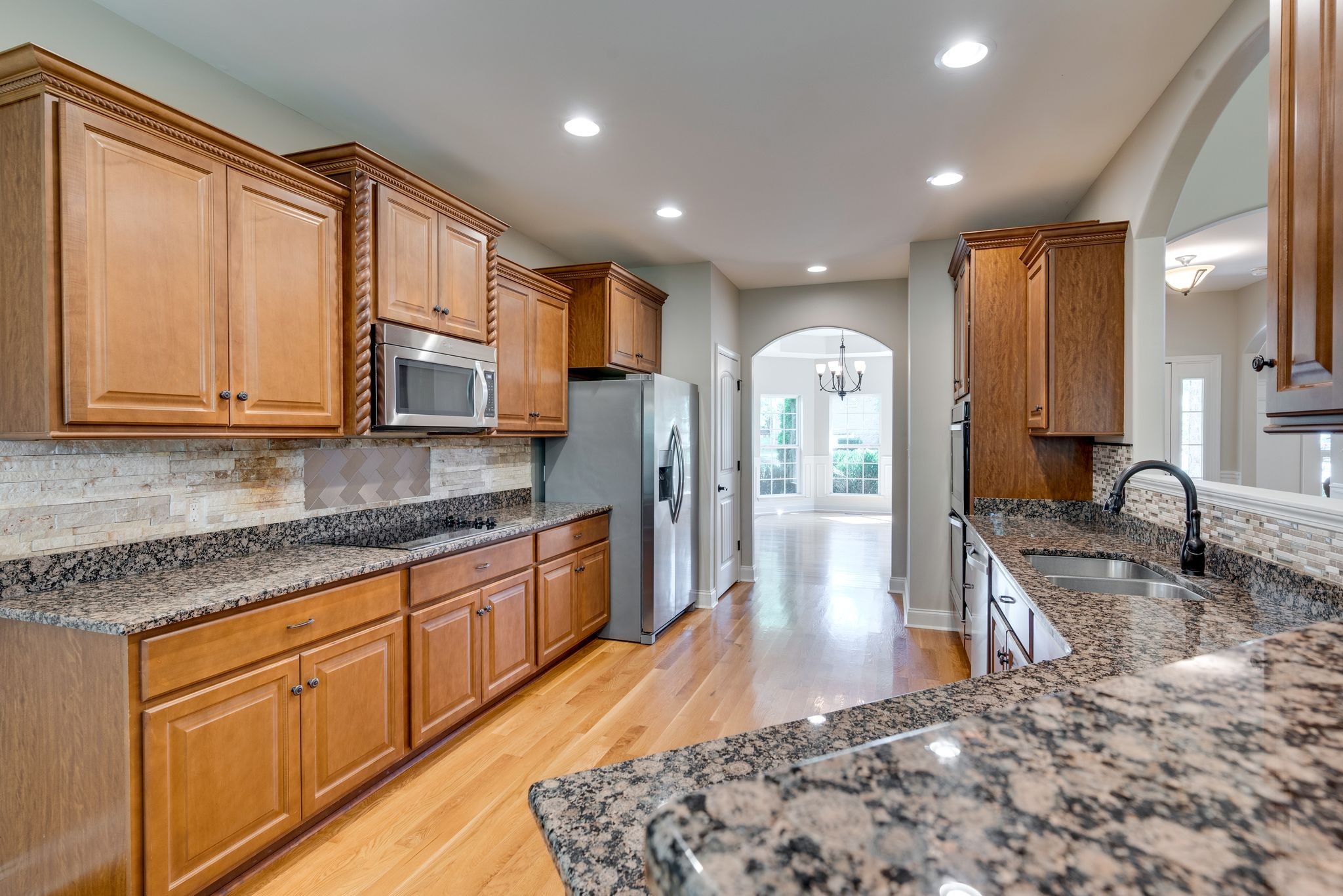 1000 Glessner Dr
