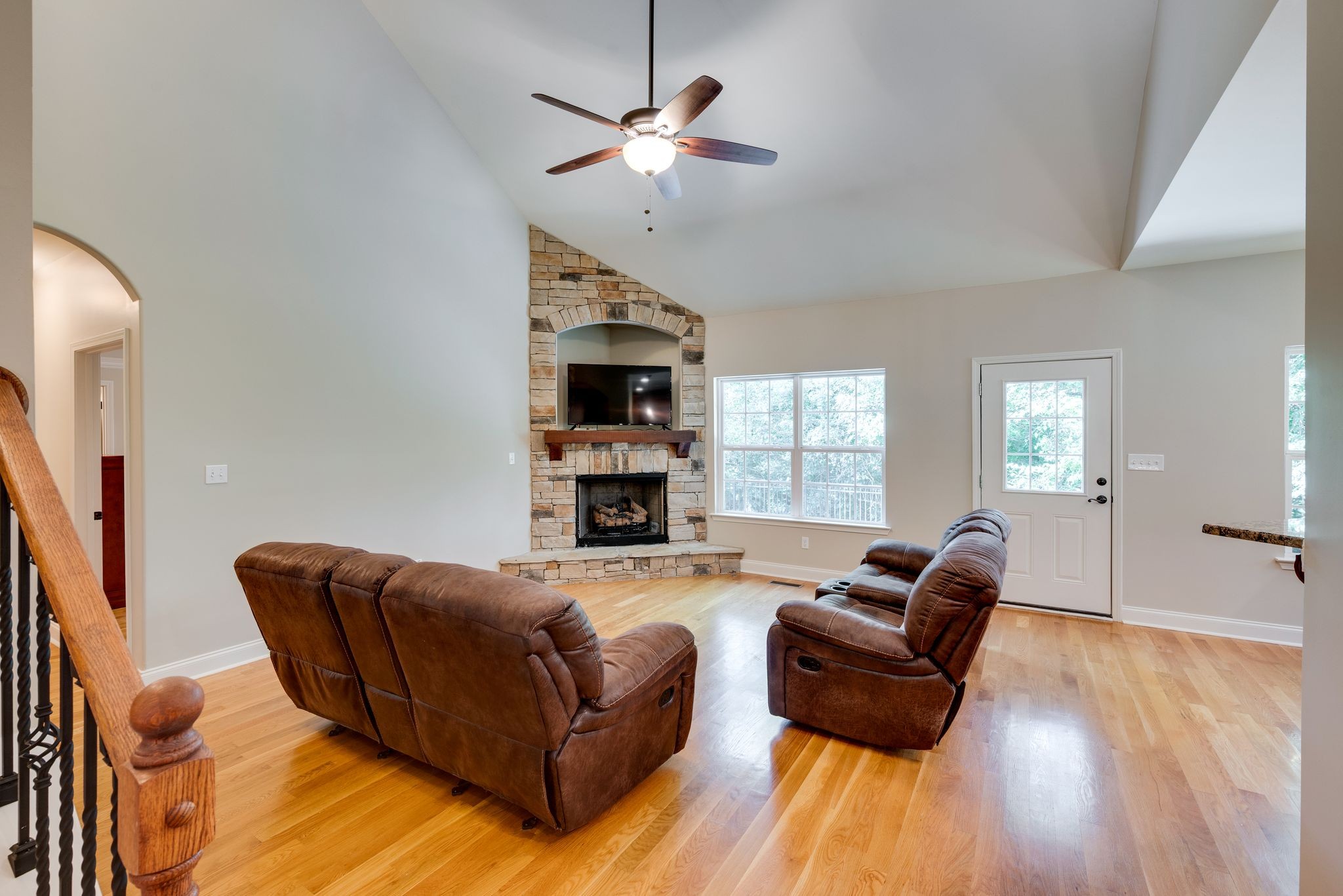 1000 Glessner Dr
