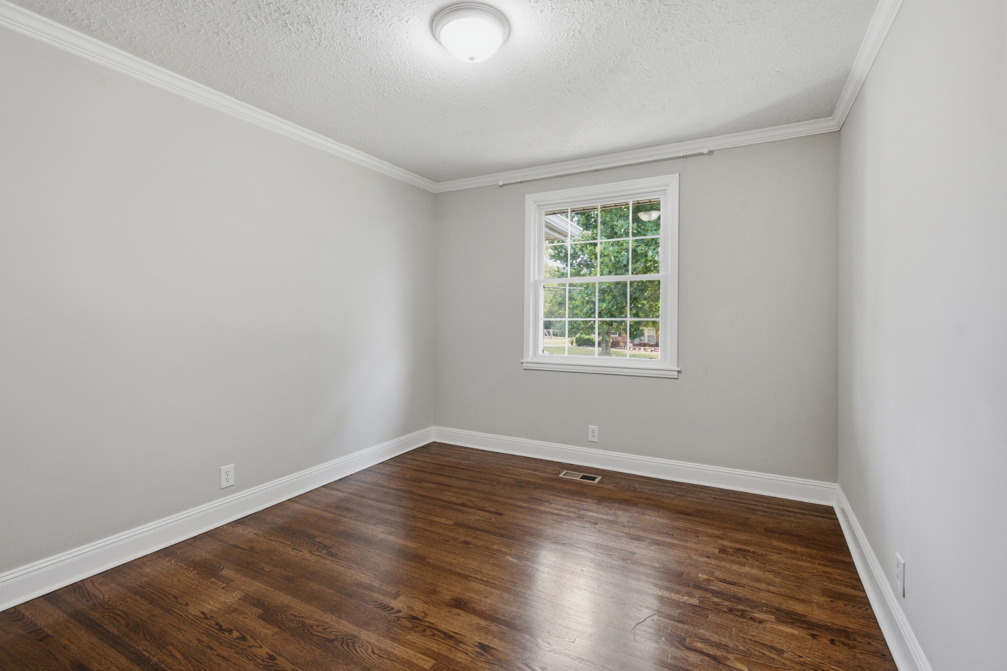 114 Wessington Pl
