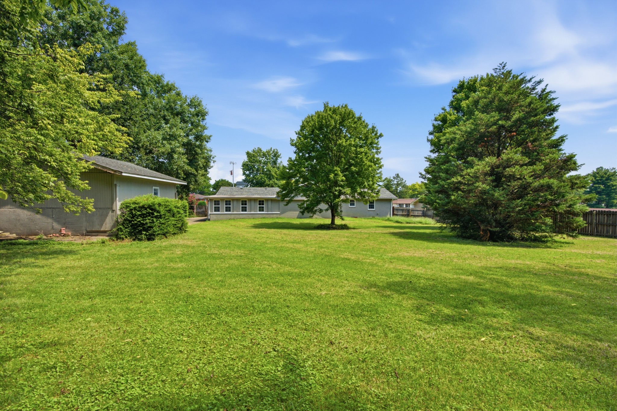 114 Wessington Pl