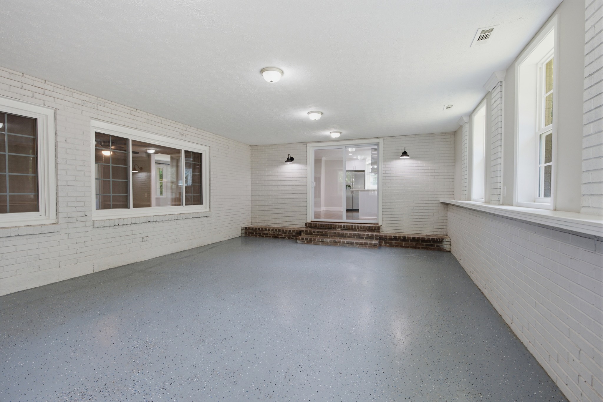 114 Wessington Pl