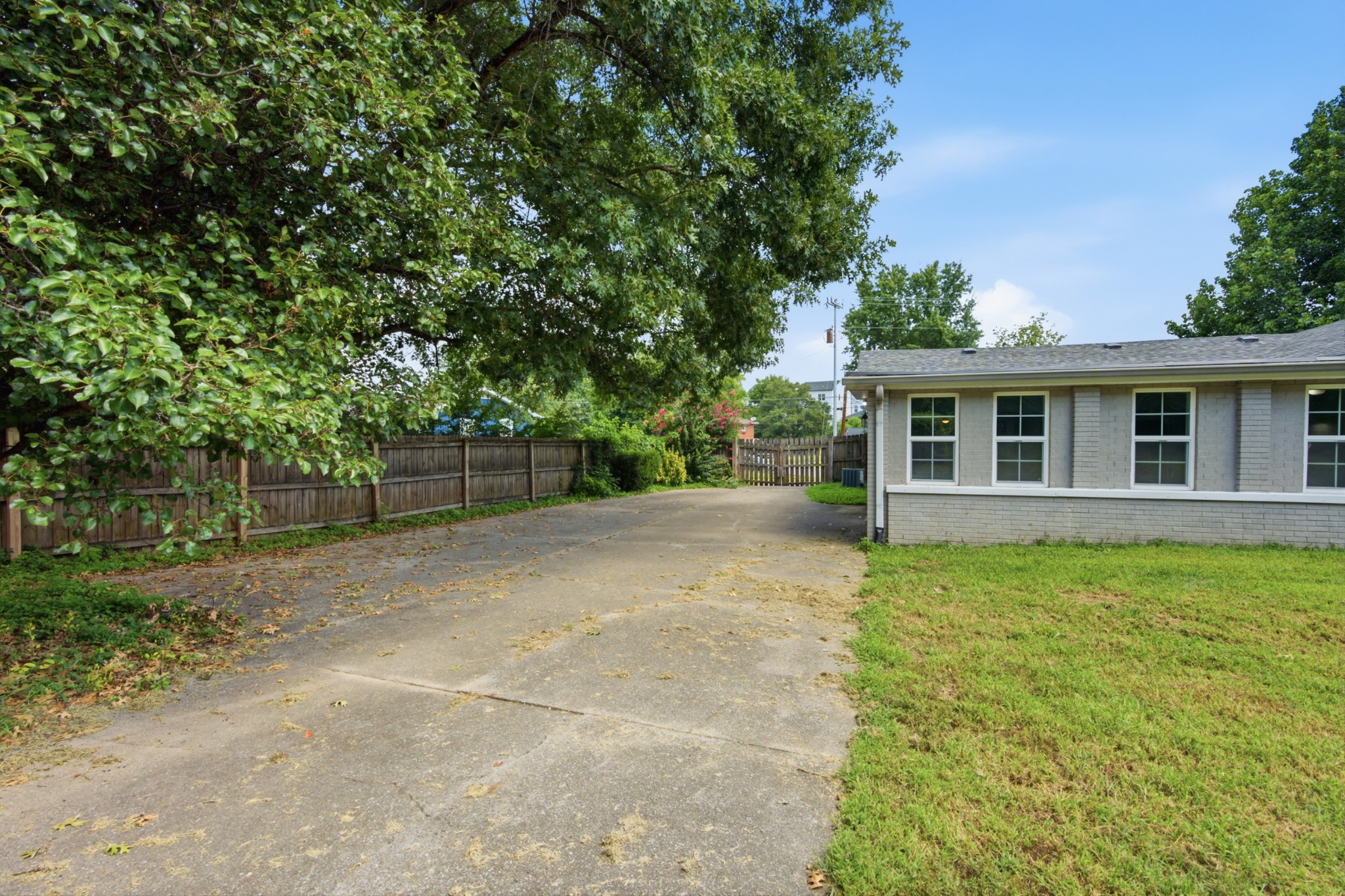 114 Wessington Pl