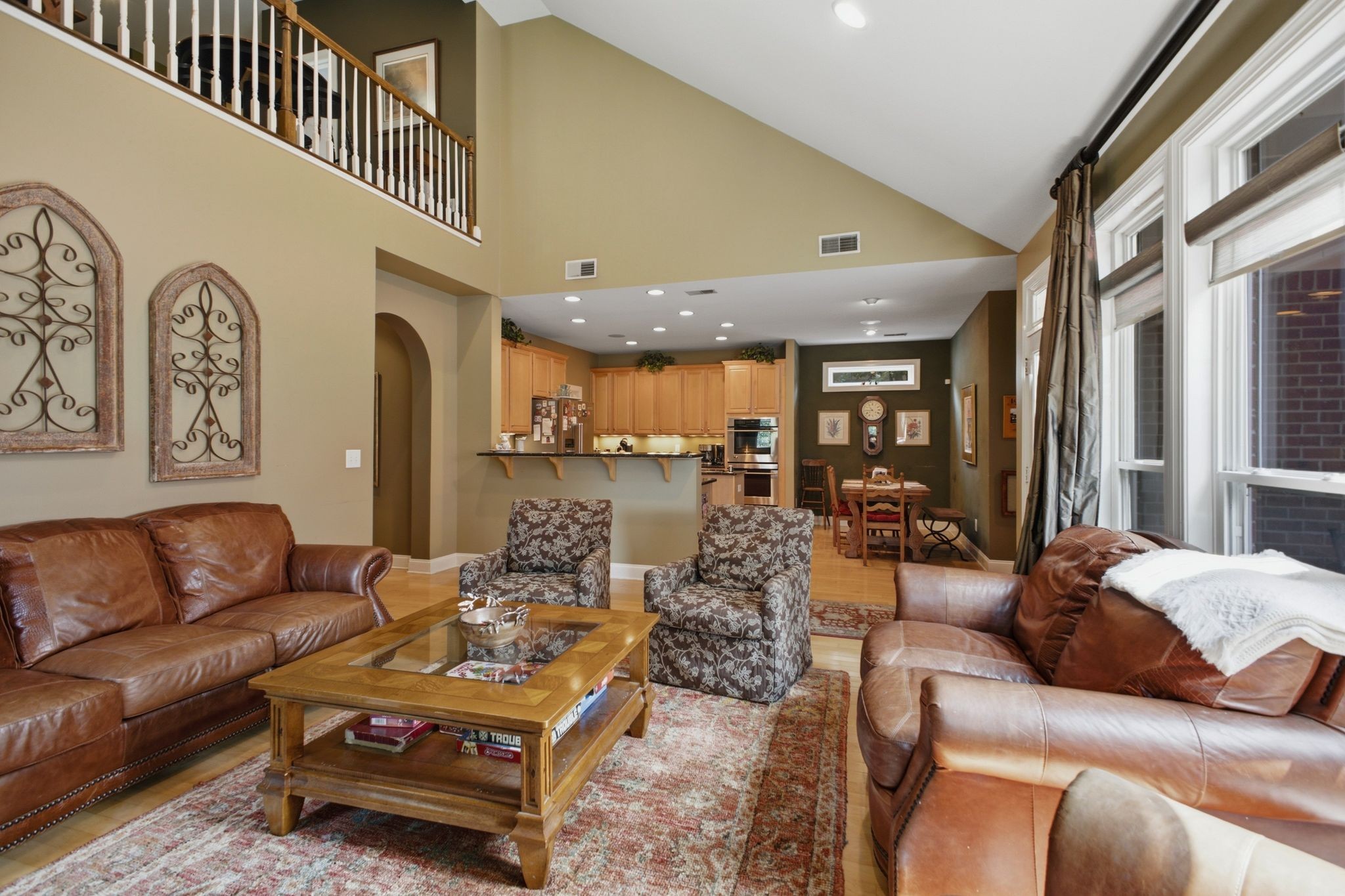 1446 Burnside Dr