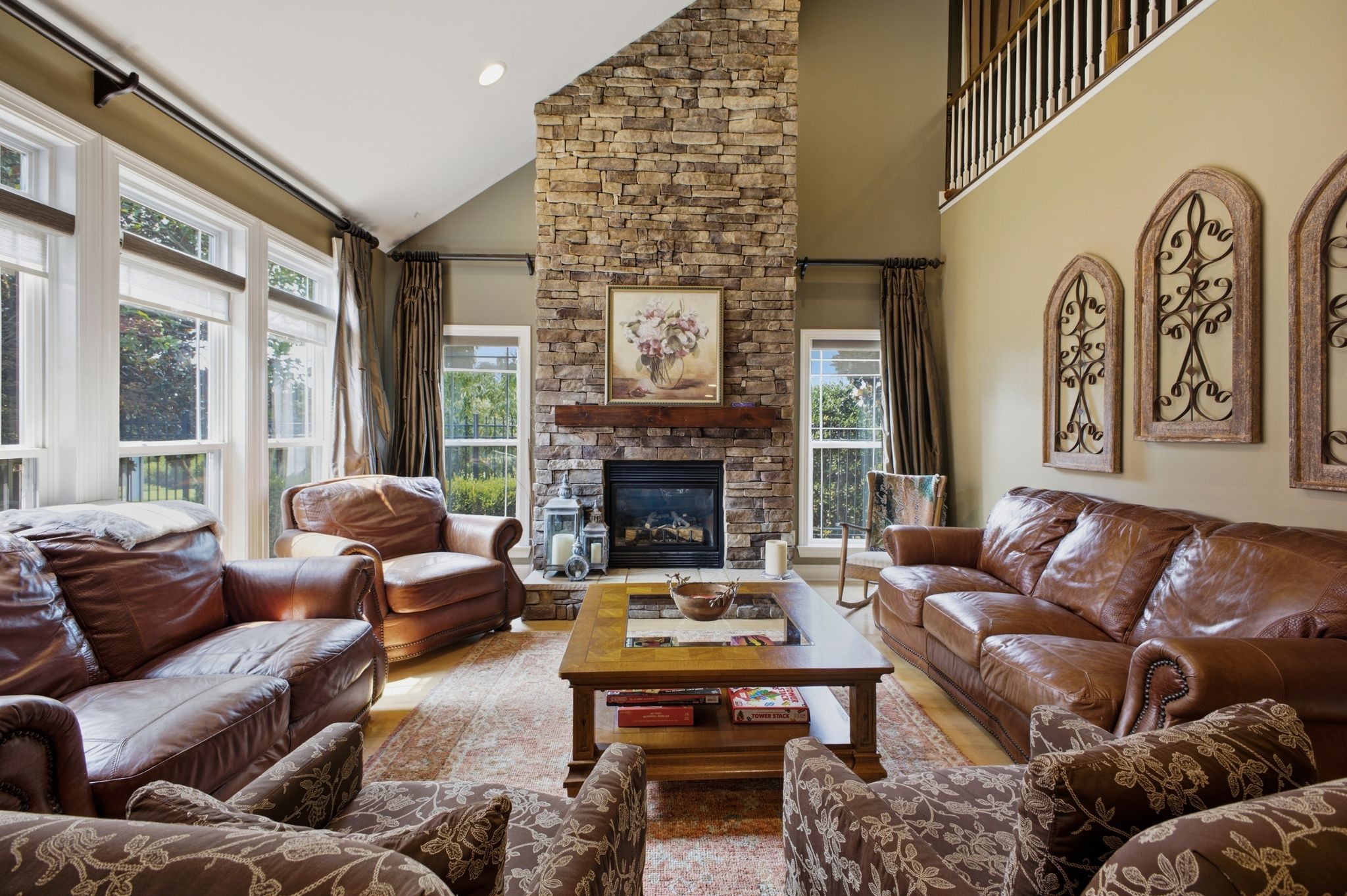 1446 Burnside Dr