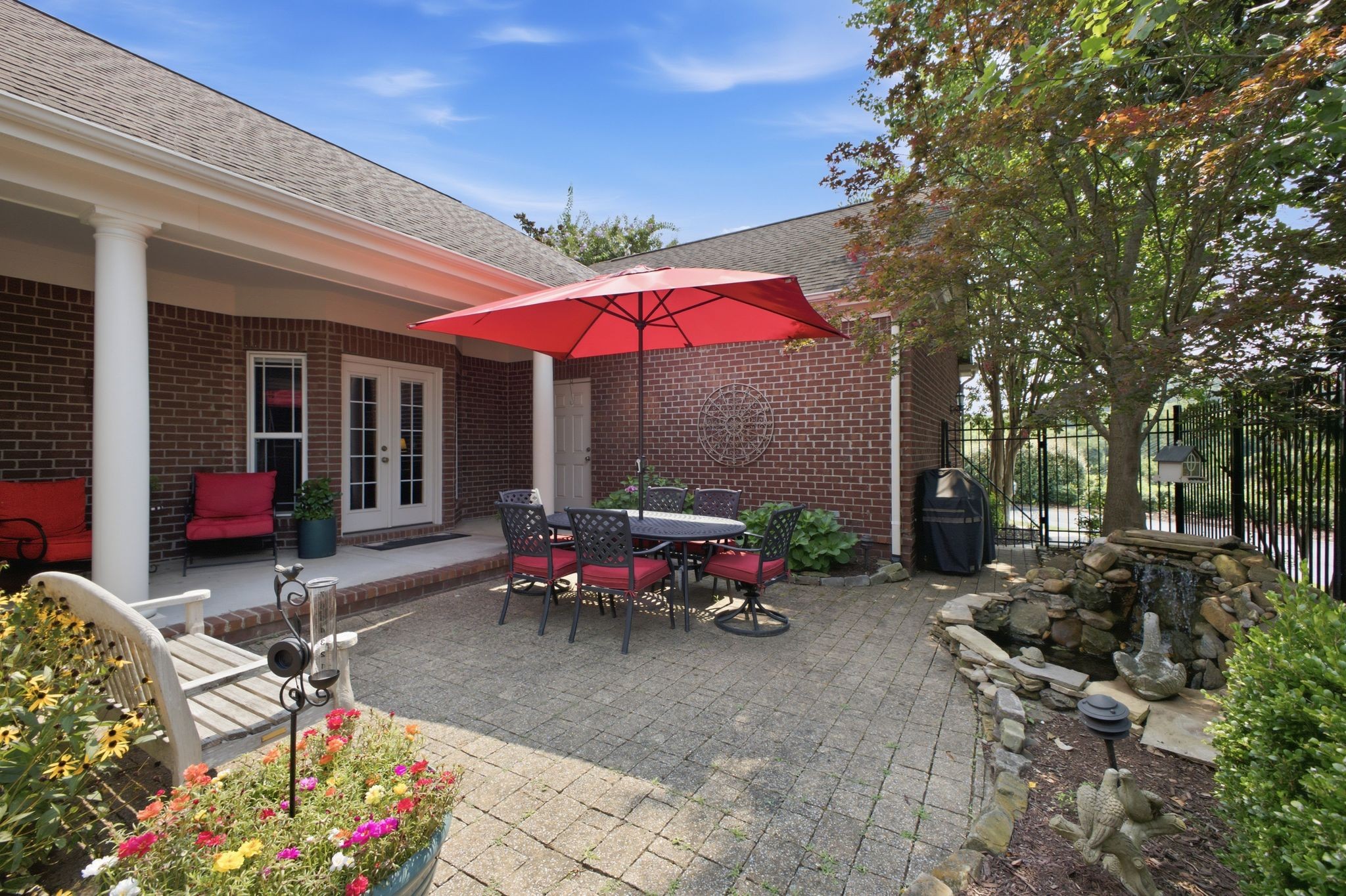 1446 Burnside Dr