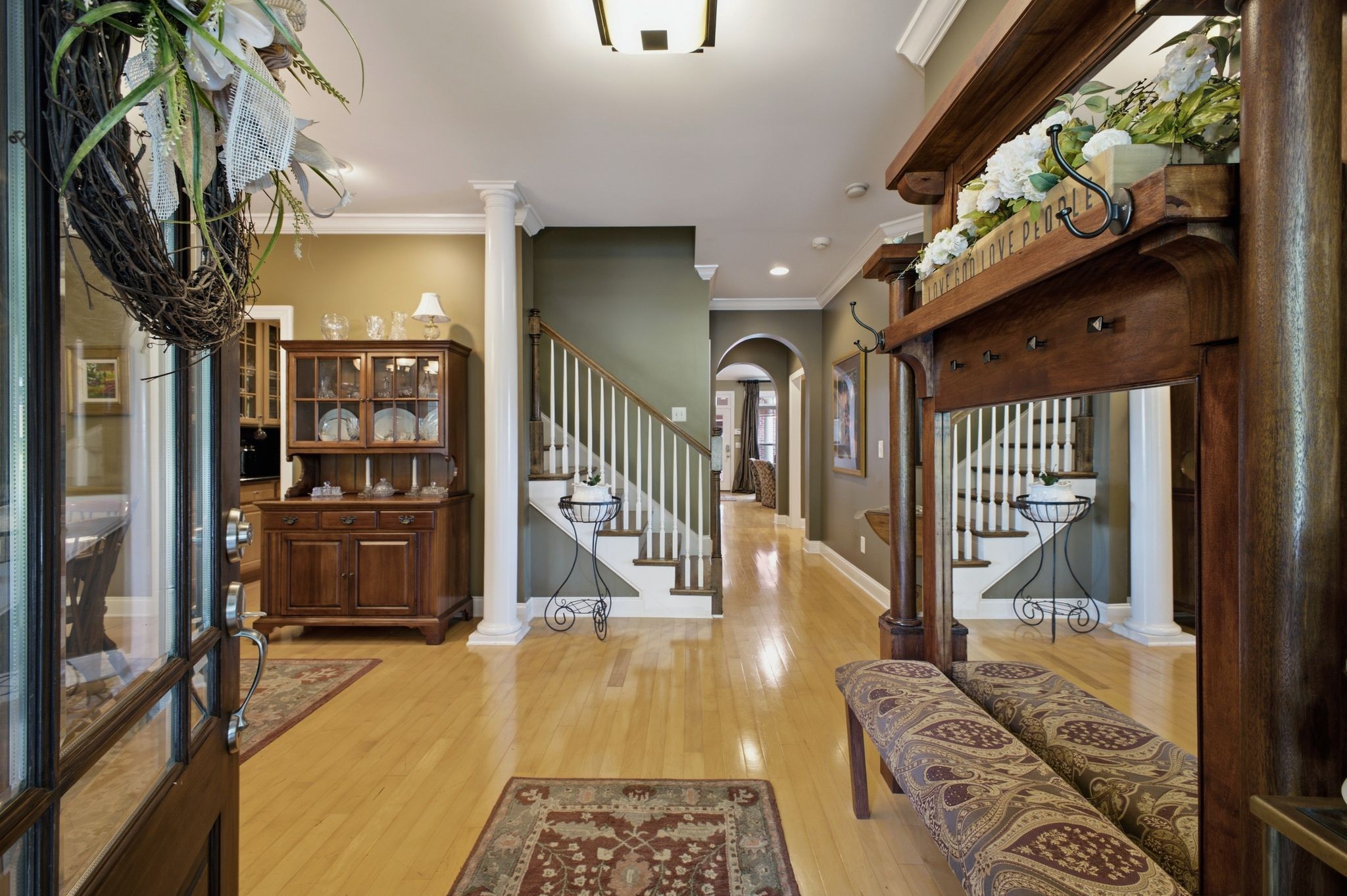 1446 Burnside Dr