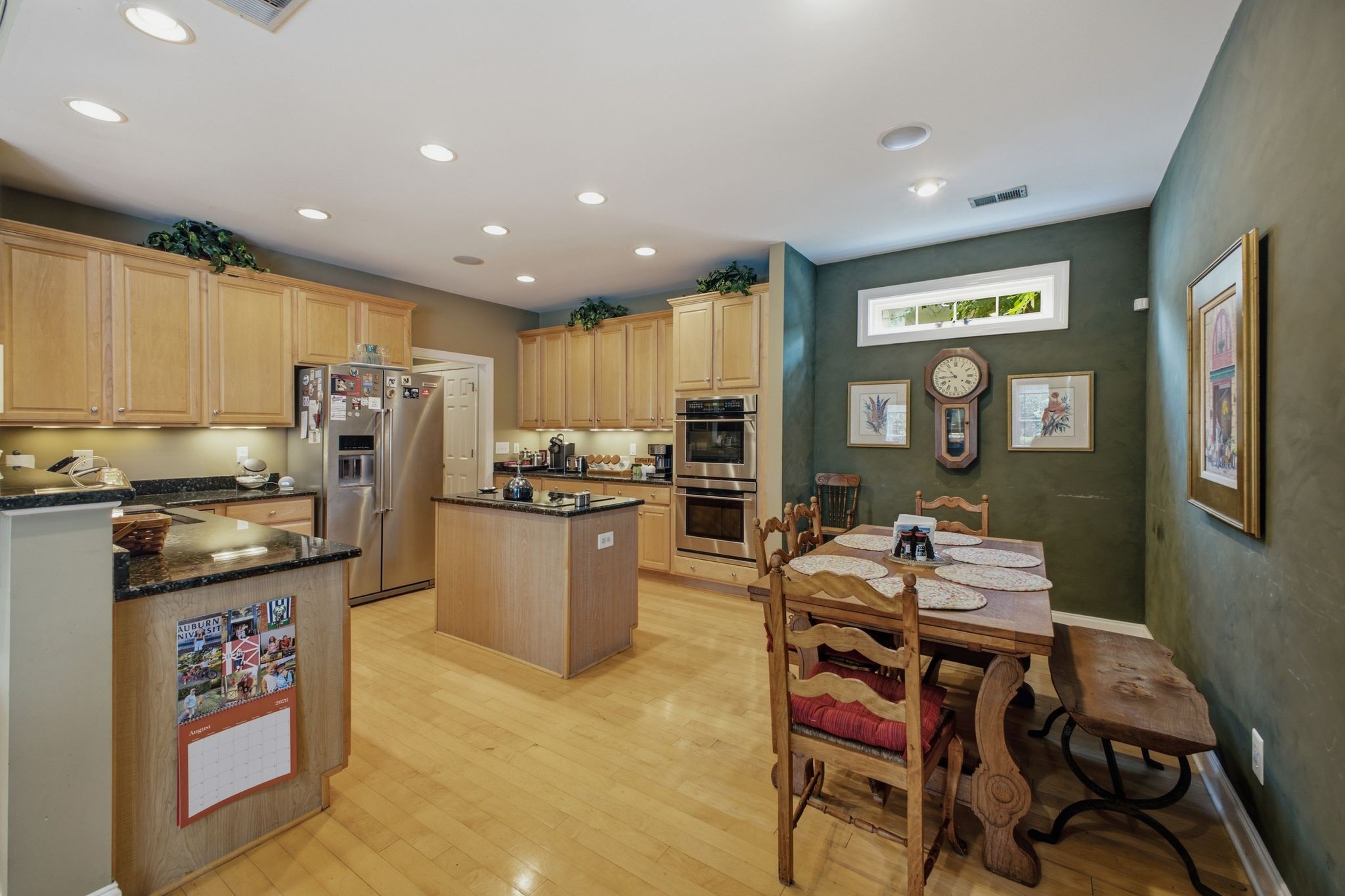 1446 Burnside Dr