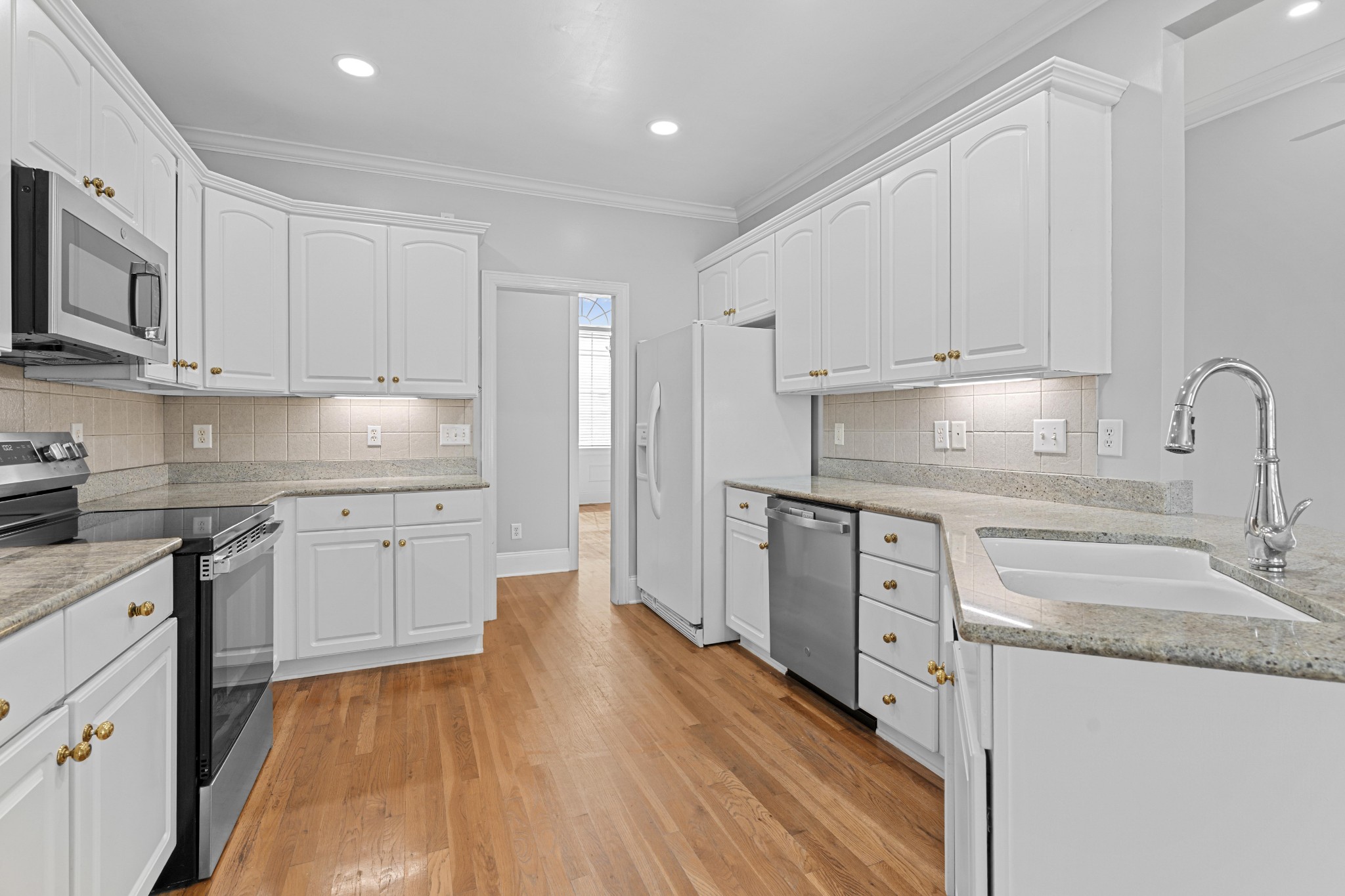 123 Gallagher Dr