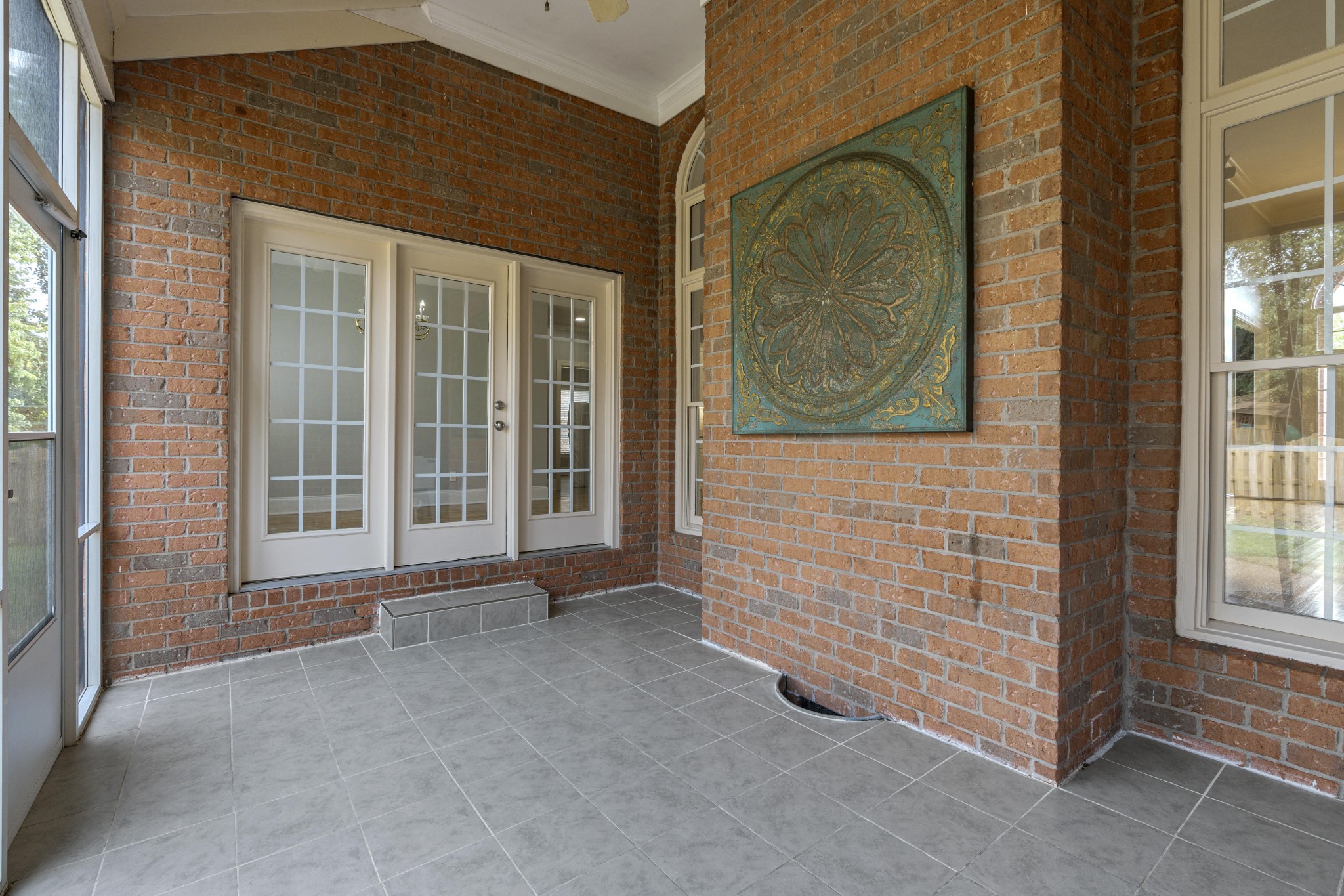 123 Gallagher Dr