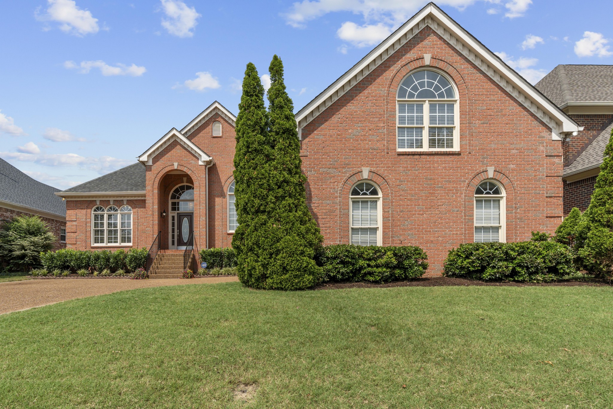 123 Gallagher Dr