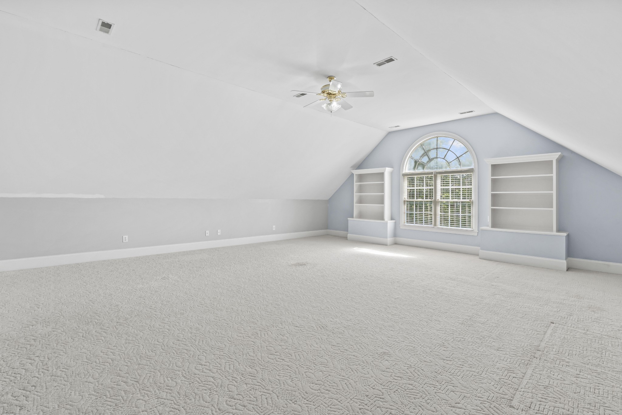 123 Gallagher Dr