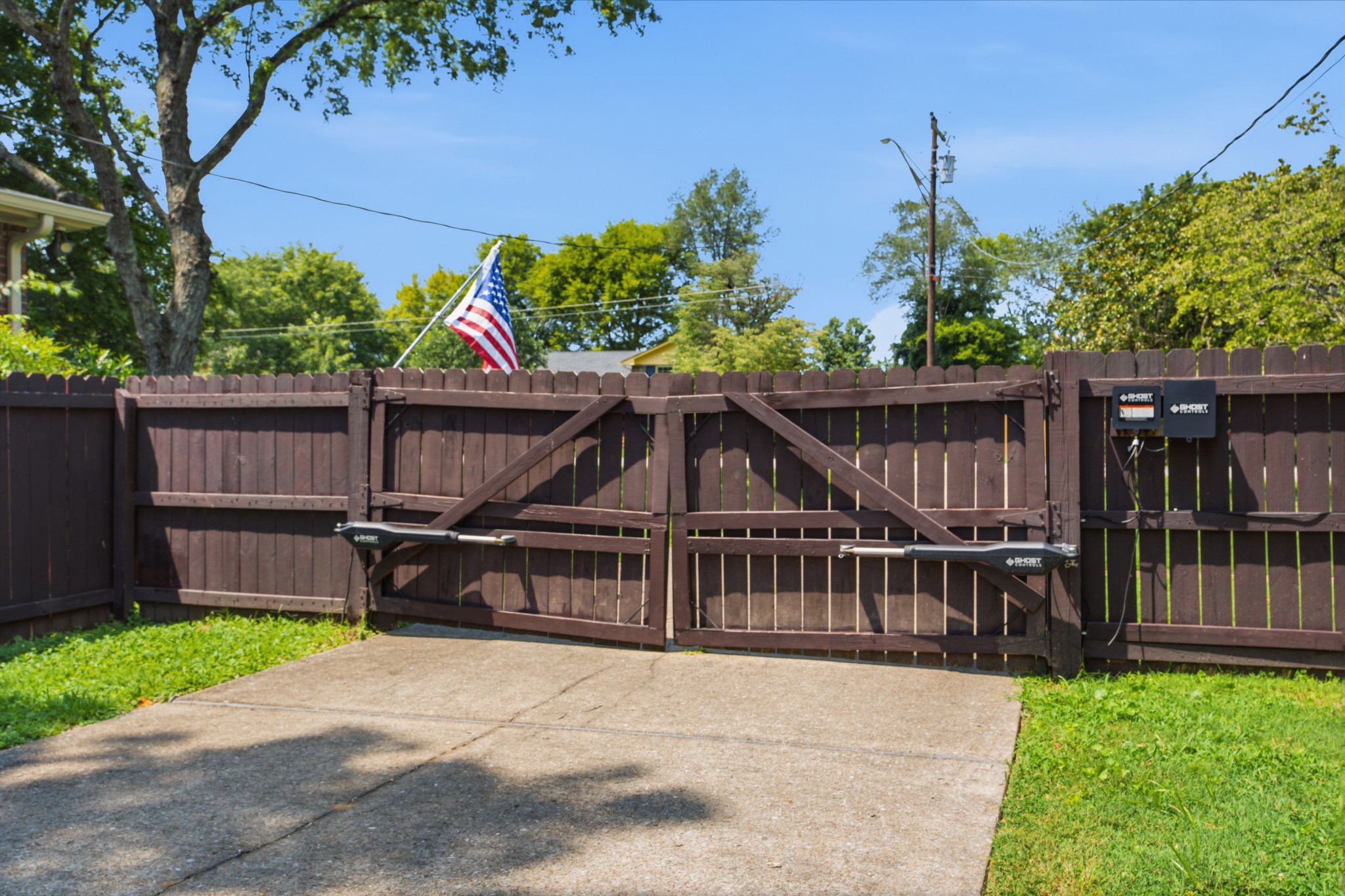 826 Rebel Cir