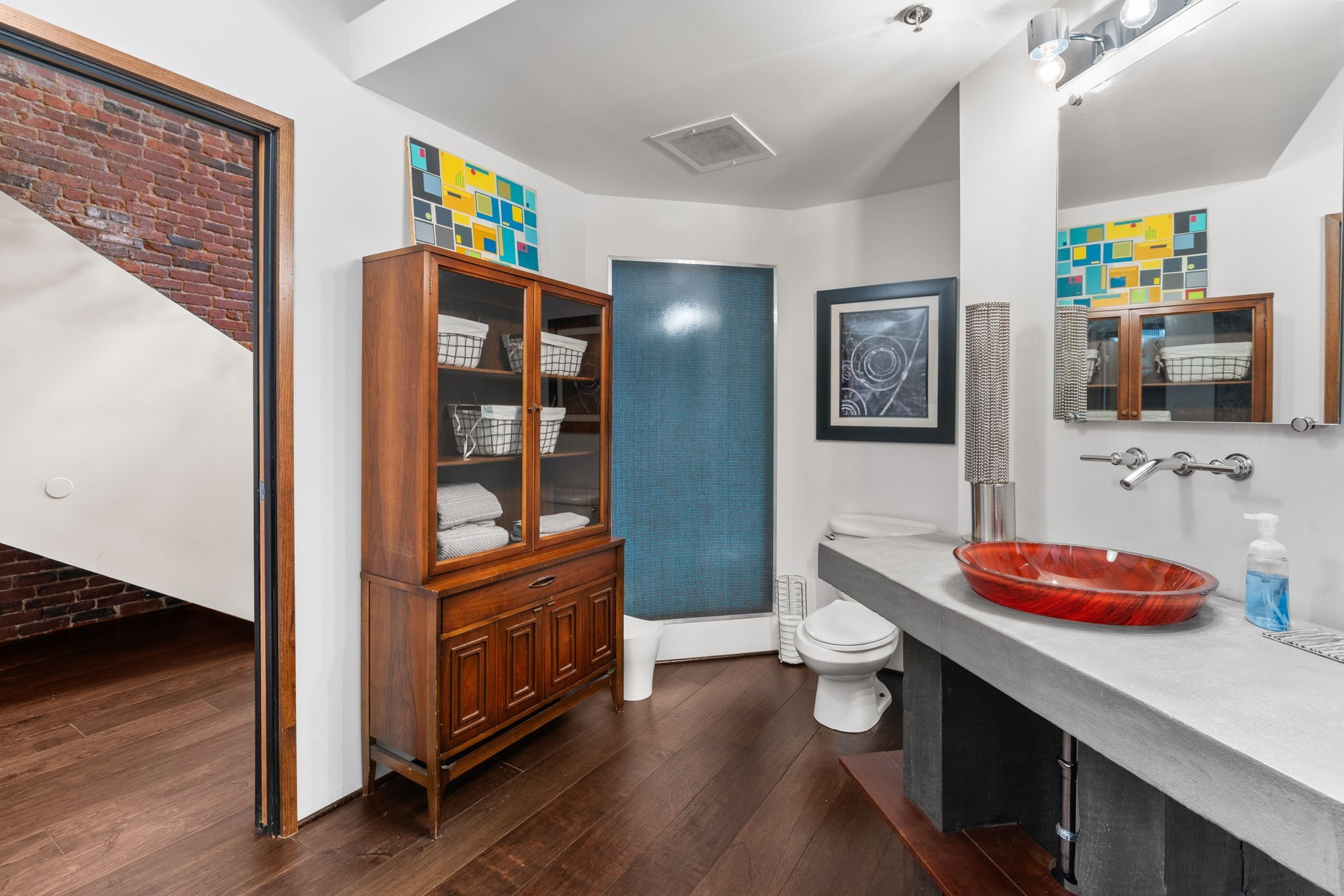 207 3rd Ave, N Unit: 301