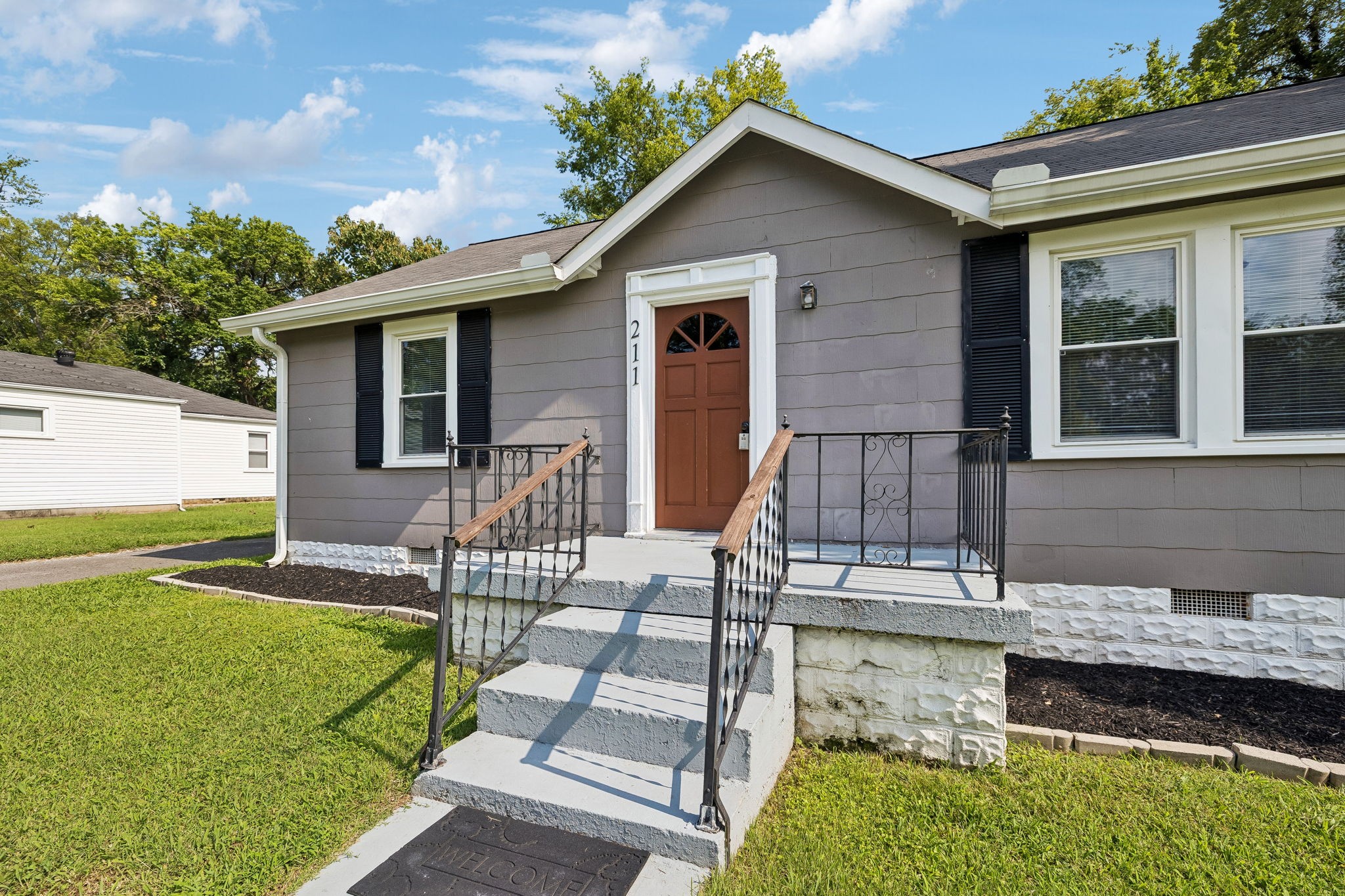 211 Rushwood Dr