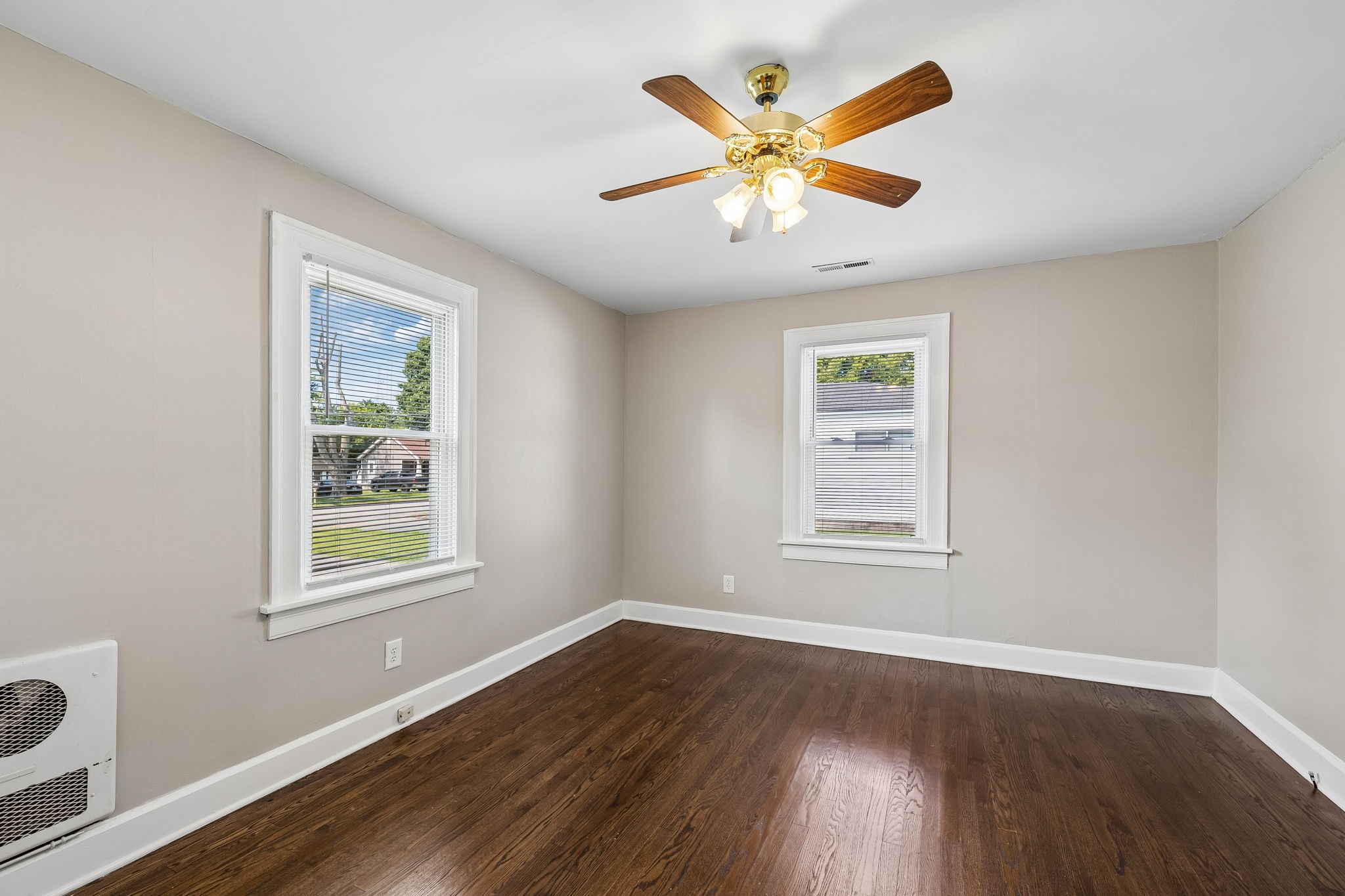 211 Rushwood Dr