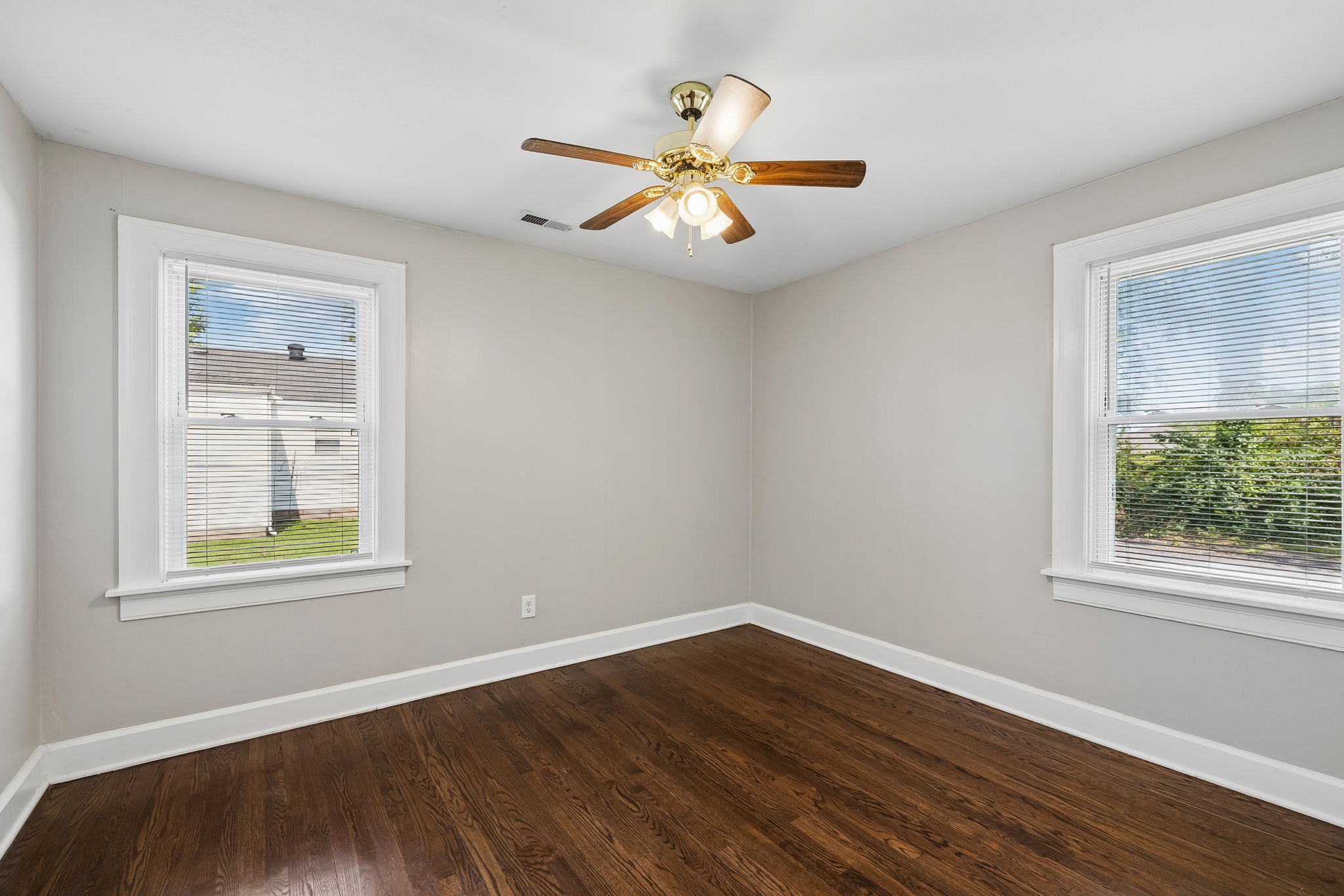 211 Rushwood Dr
