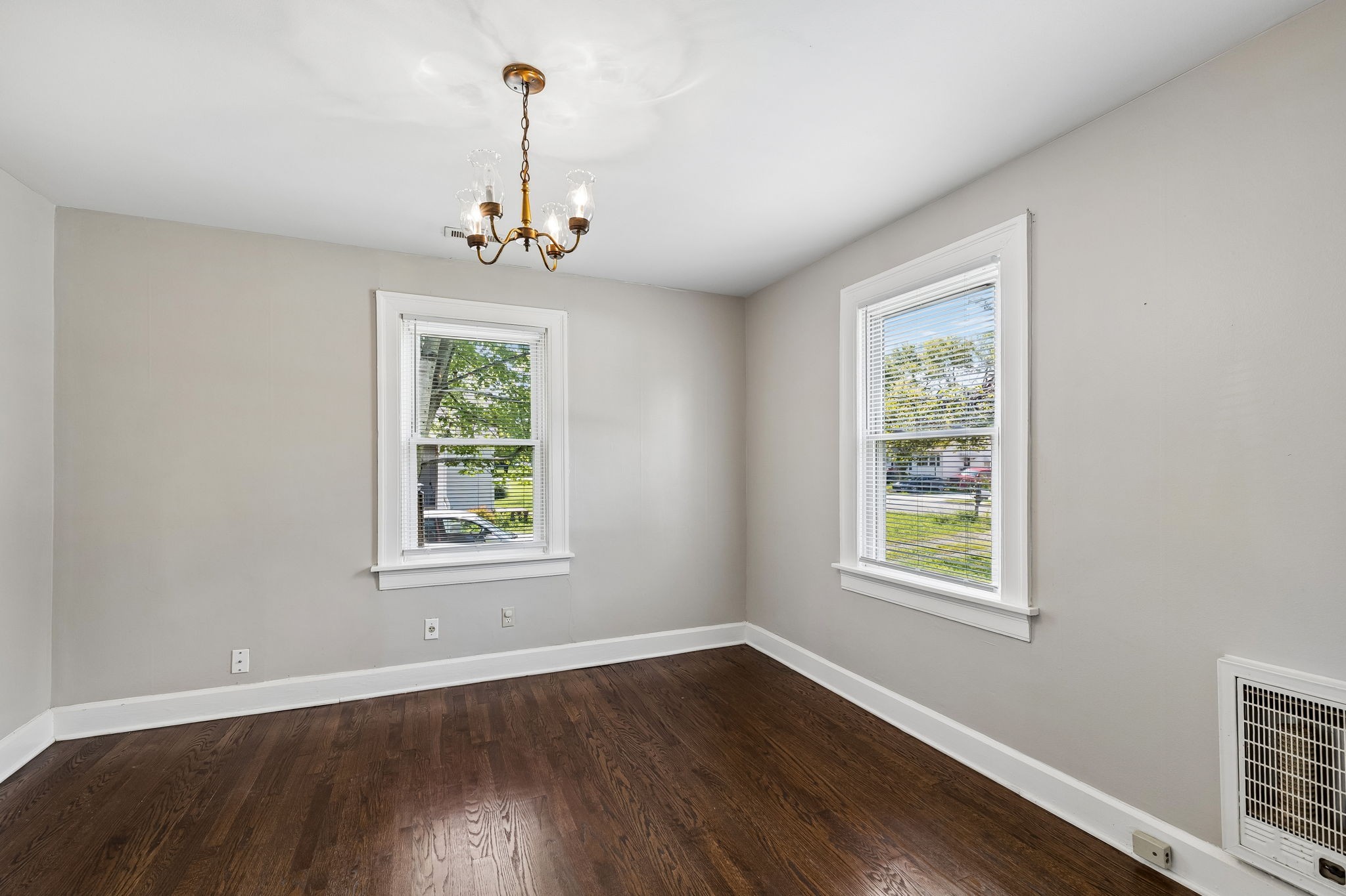 211 Rushwood Dr