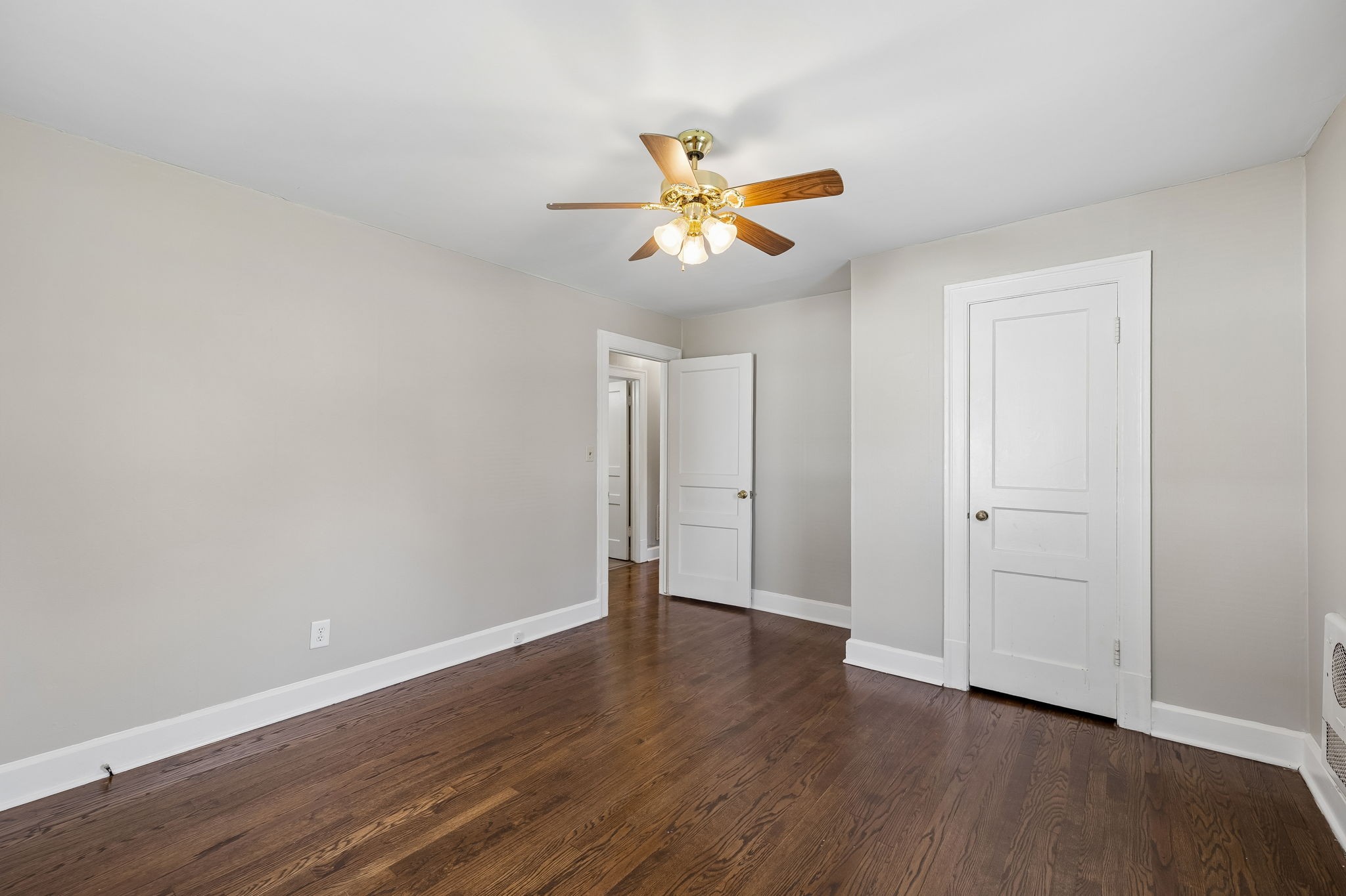 211 Rushwood Dr