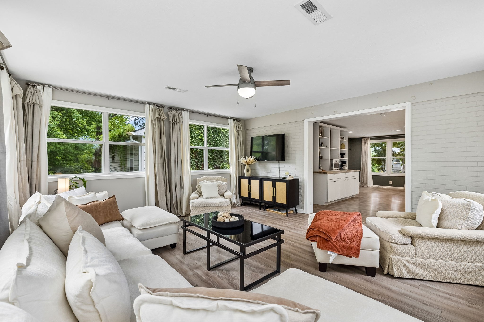 3117 Greggwood Dr