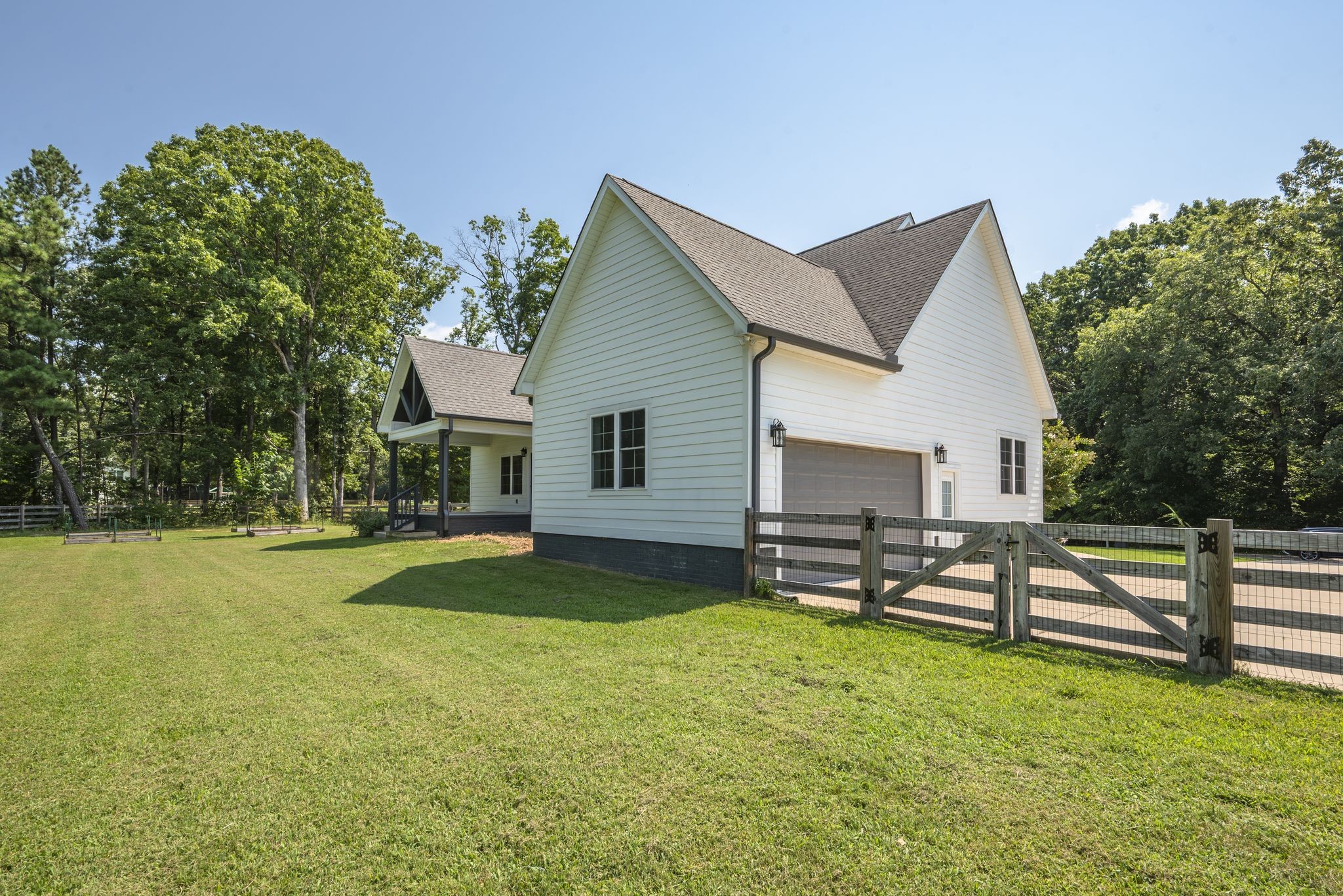 1624 Porter Rd
