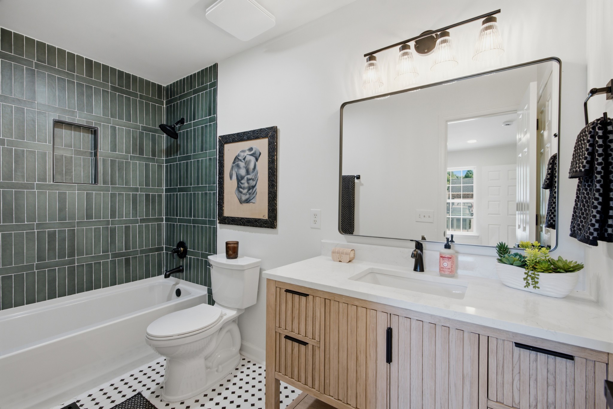 7108 Gregory Ct