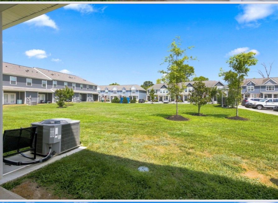 103 Grayson Circle