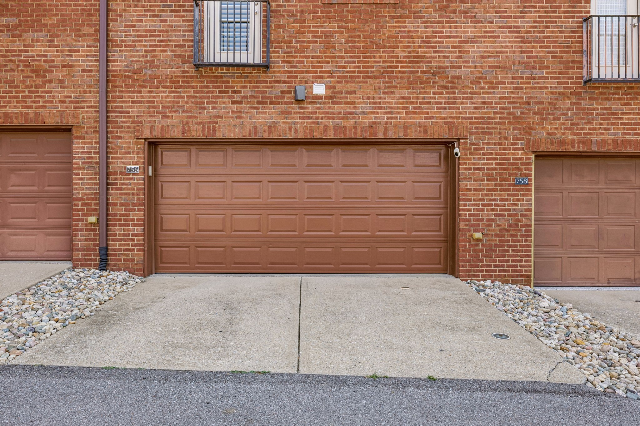 756 Wedgewood Park