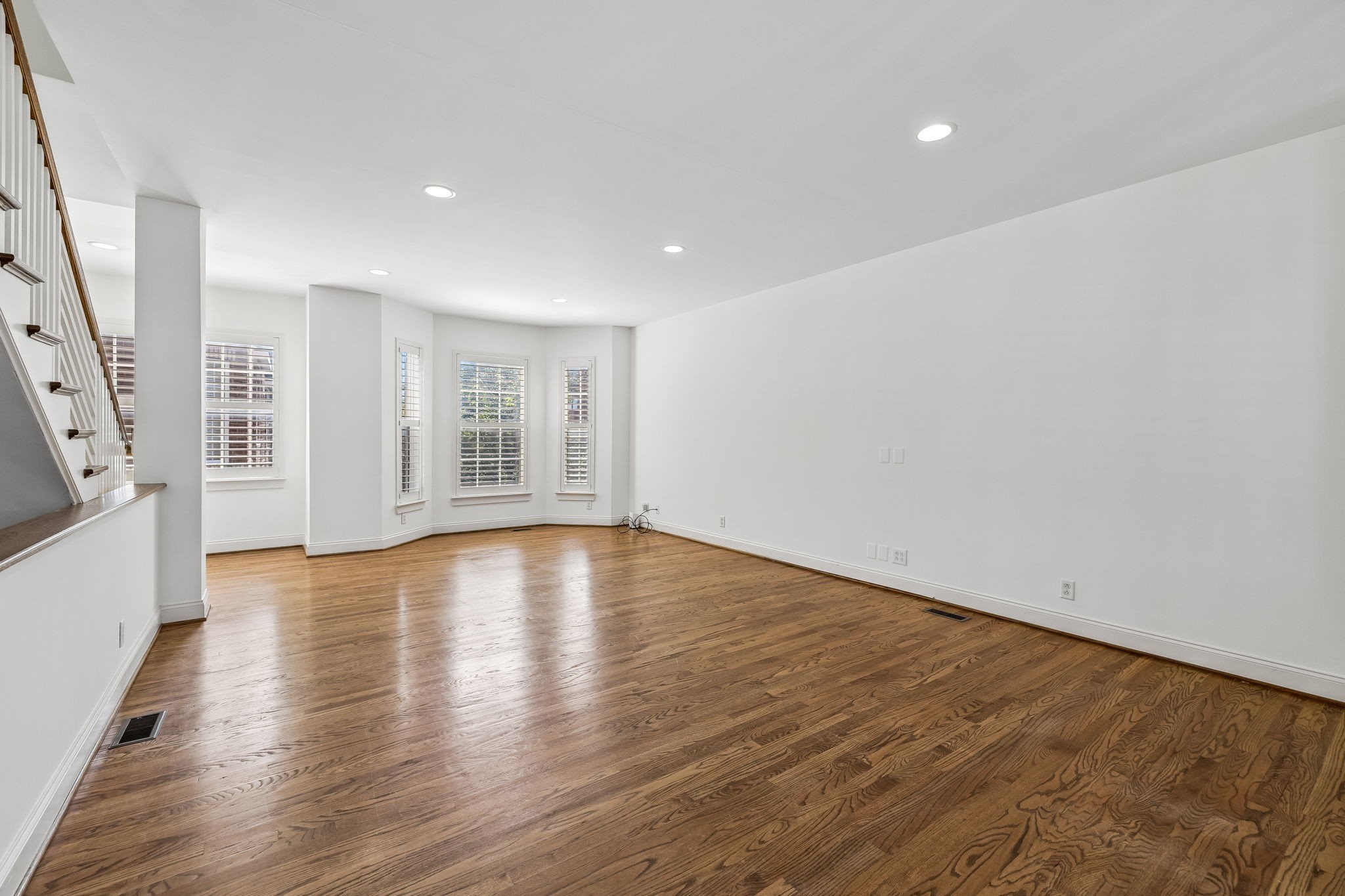 756 Wedgewood Park