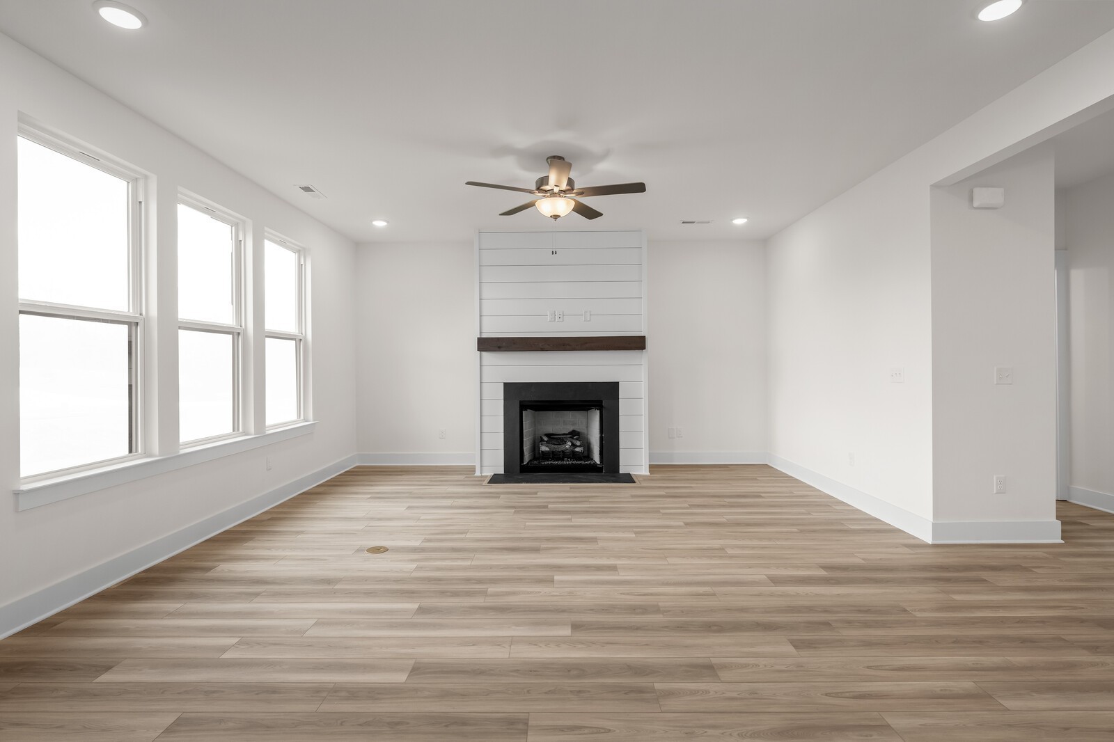 285 Johnnys Place