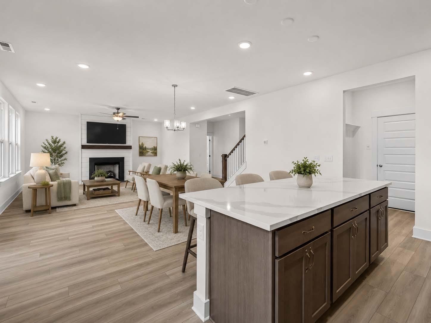 285 Johnnys Place