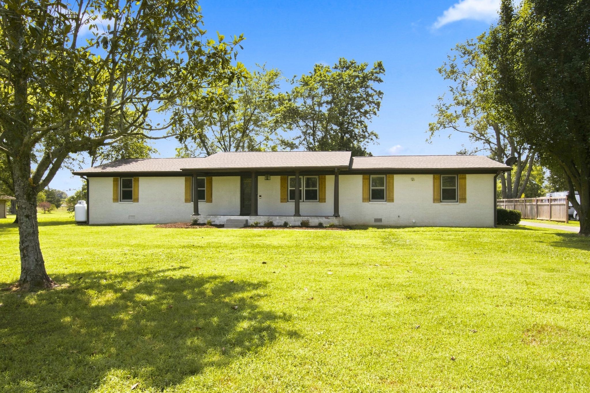 1261 Harrison Rd