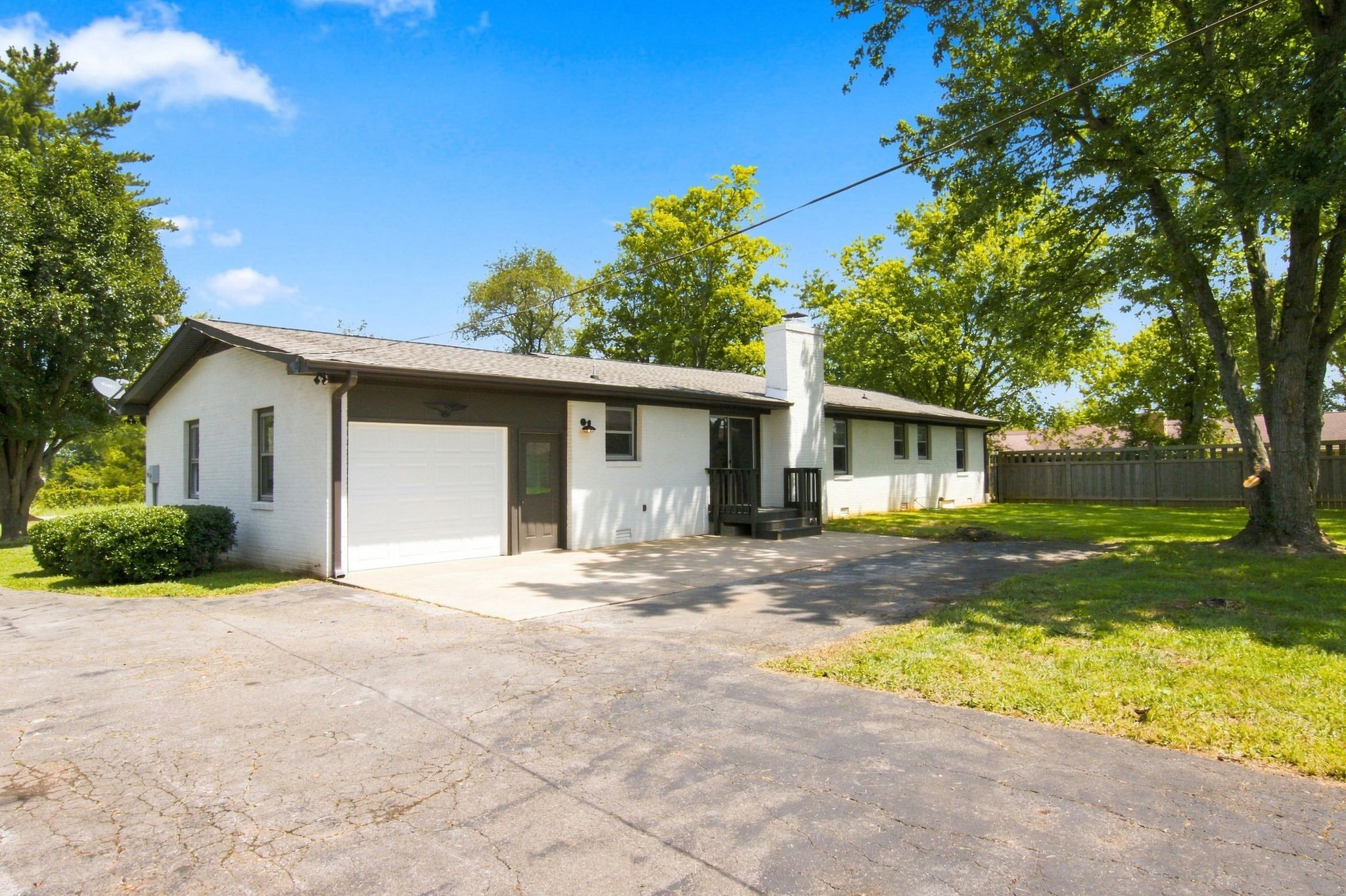1261 Harrison Rd