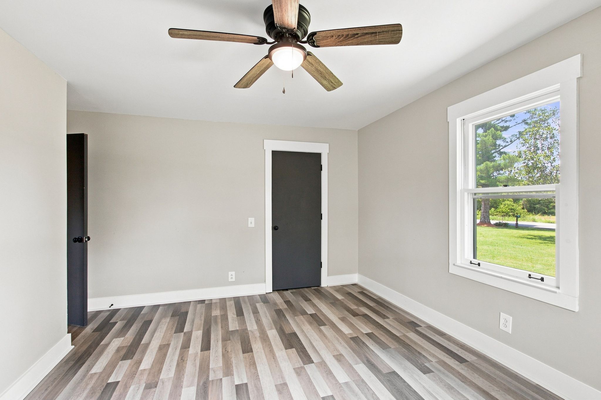 1261 Harrison Rd