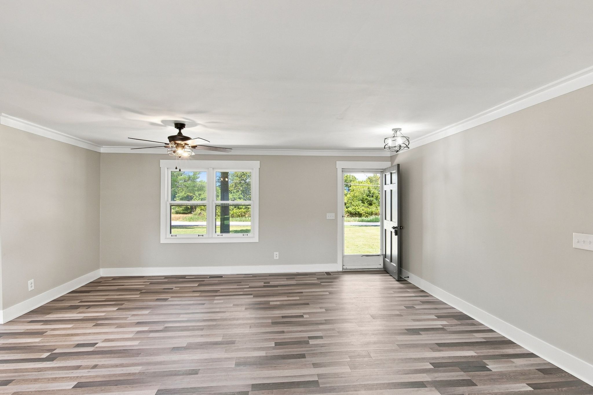 1261 Harrison Rd