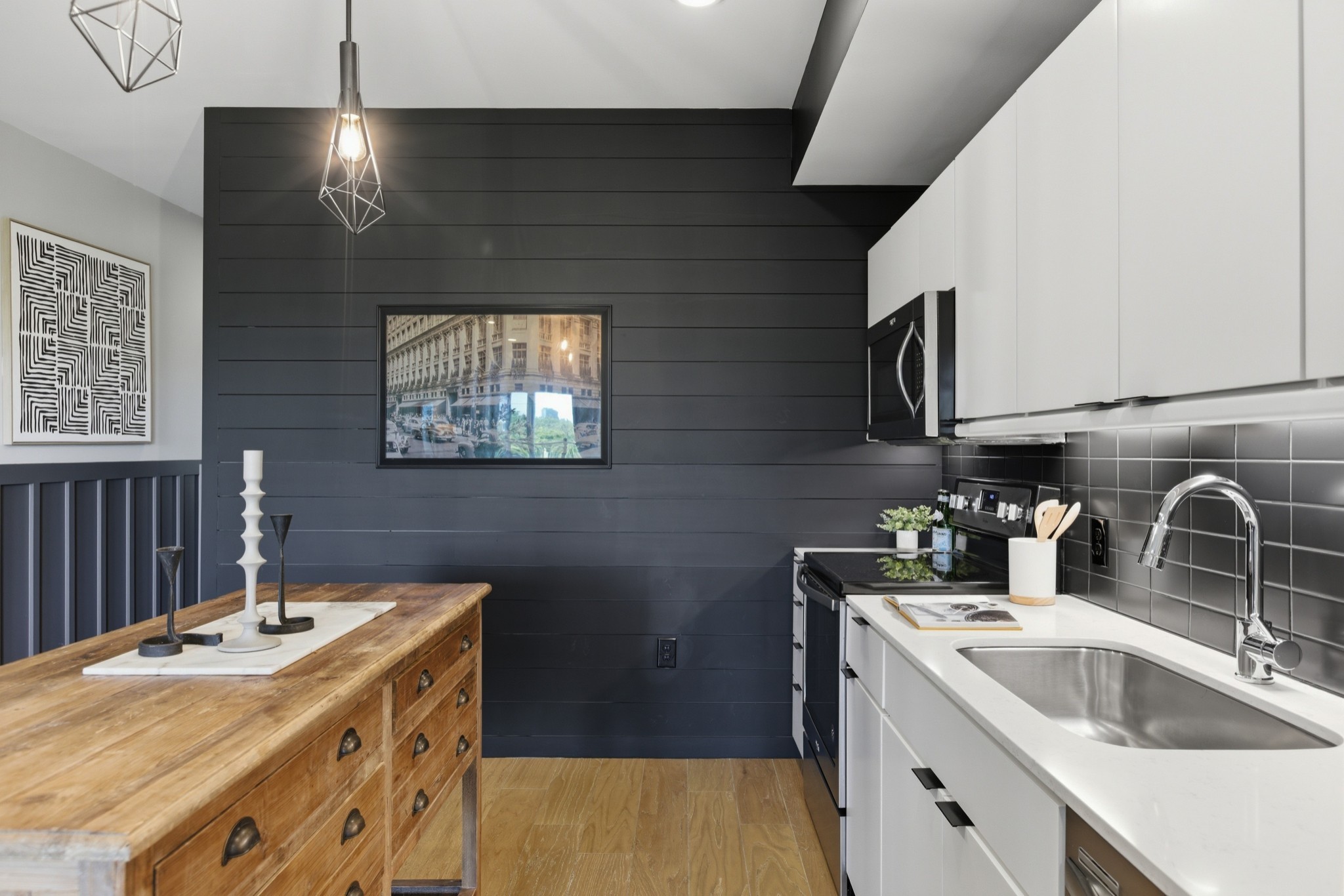 400 Herron Dr Unit: 102
