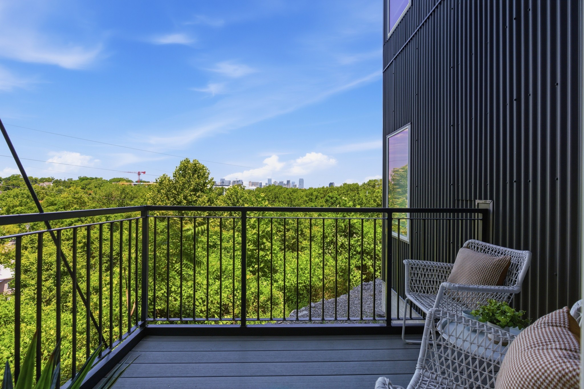400 Herron Dr Unit: 102