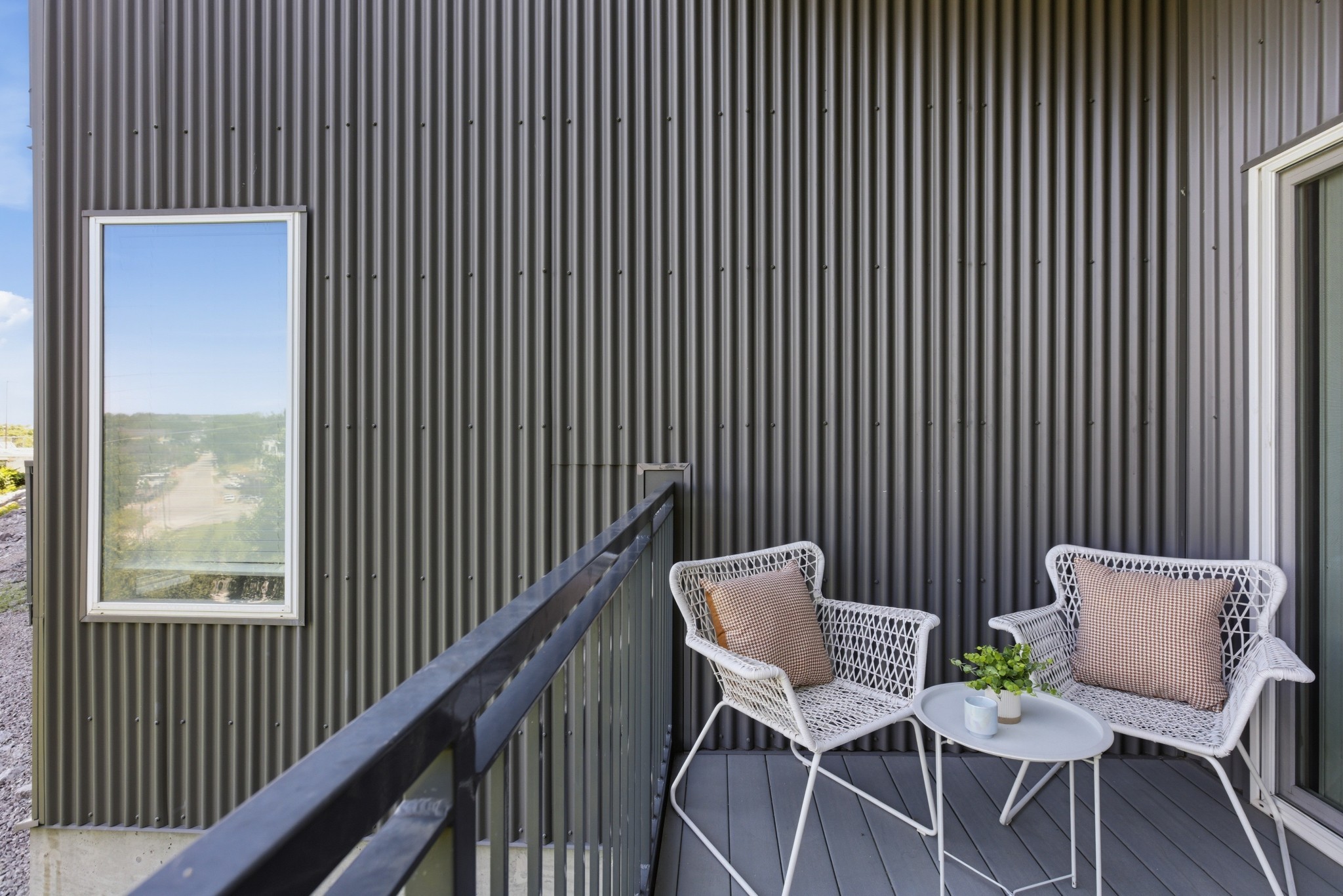 400 Herron Dr Unit: 102