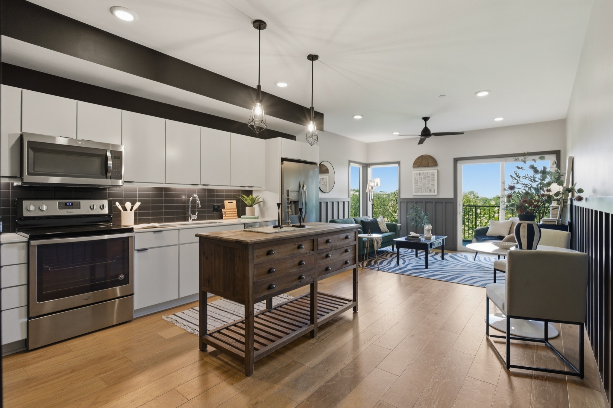 400 Herron Dr Unit: 102