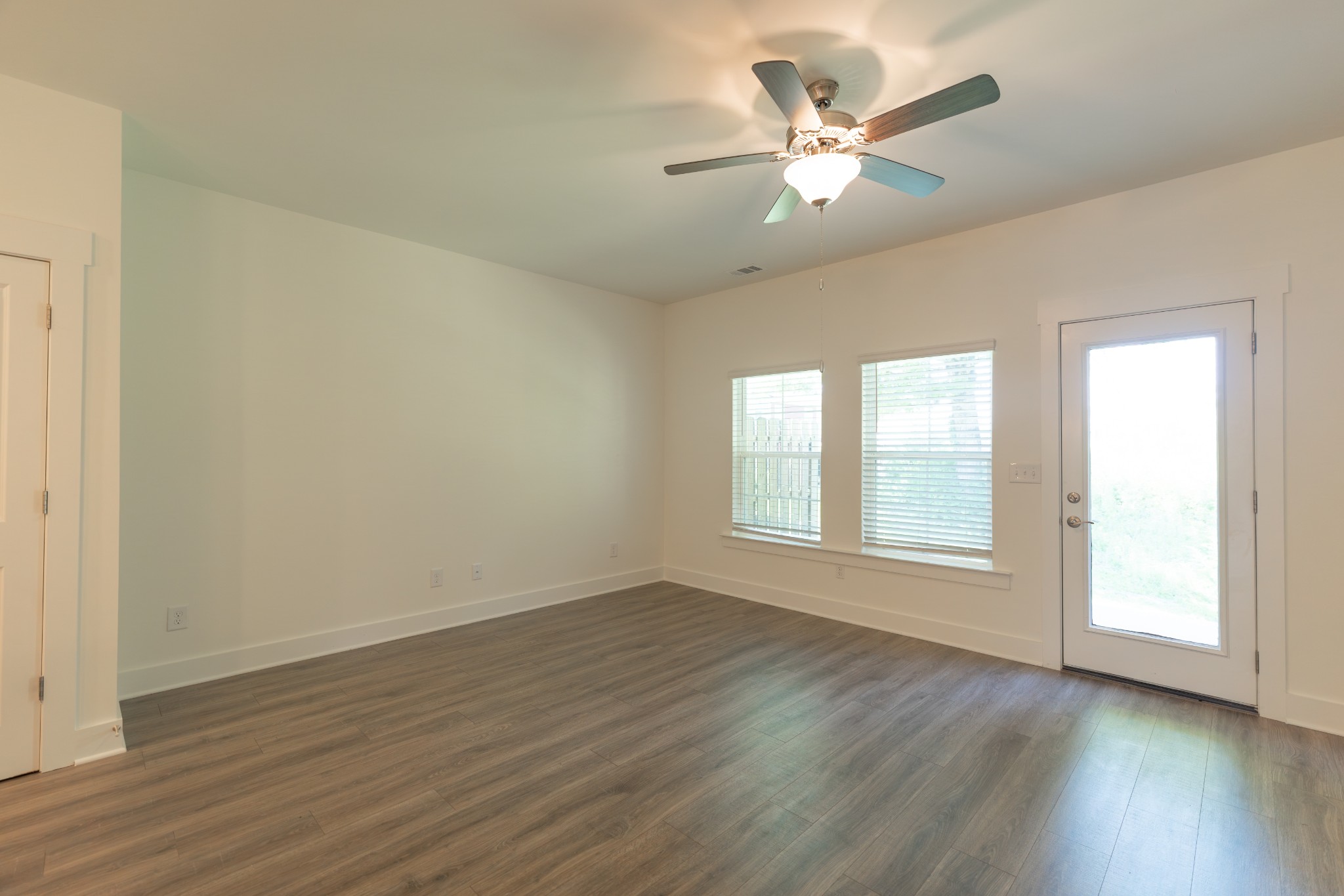 1007 Sweetleaf Dr