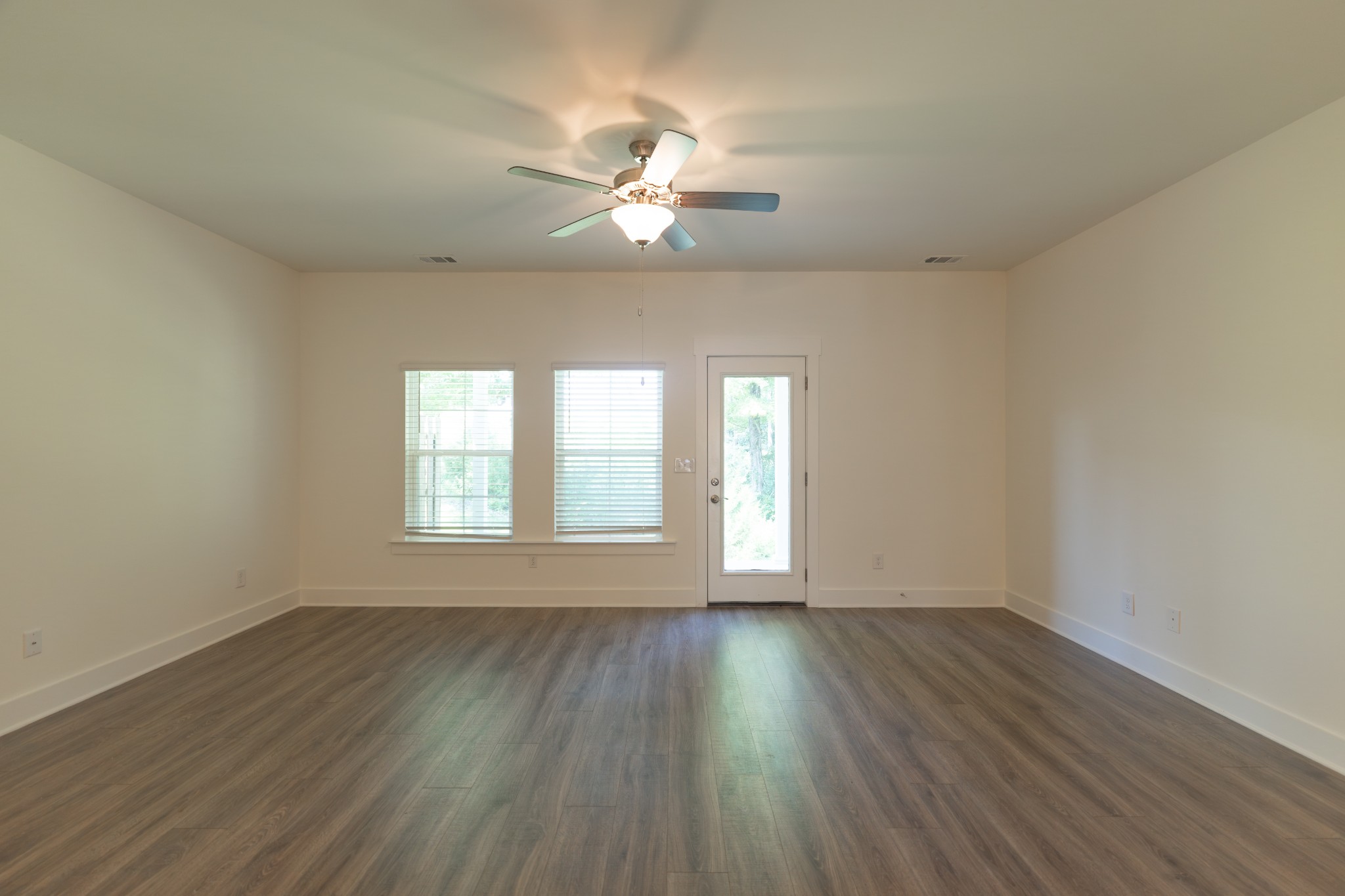 1007 Sweetleaf Dr