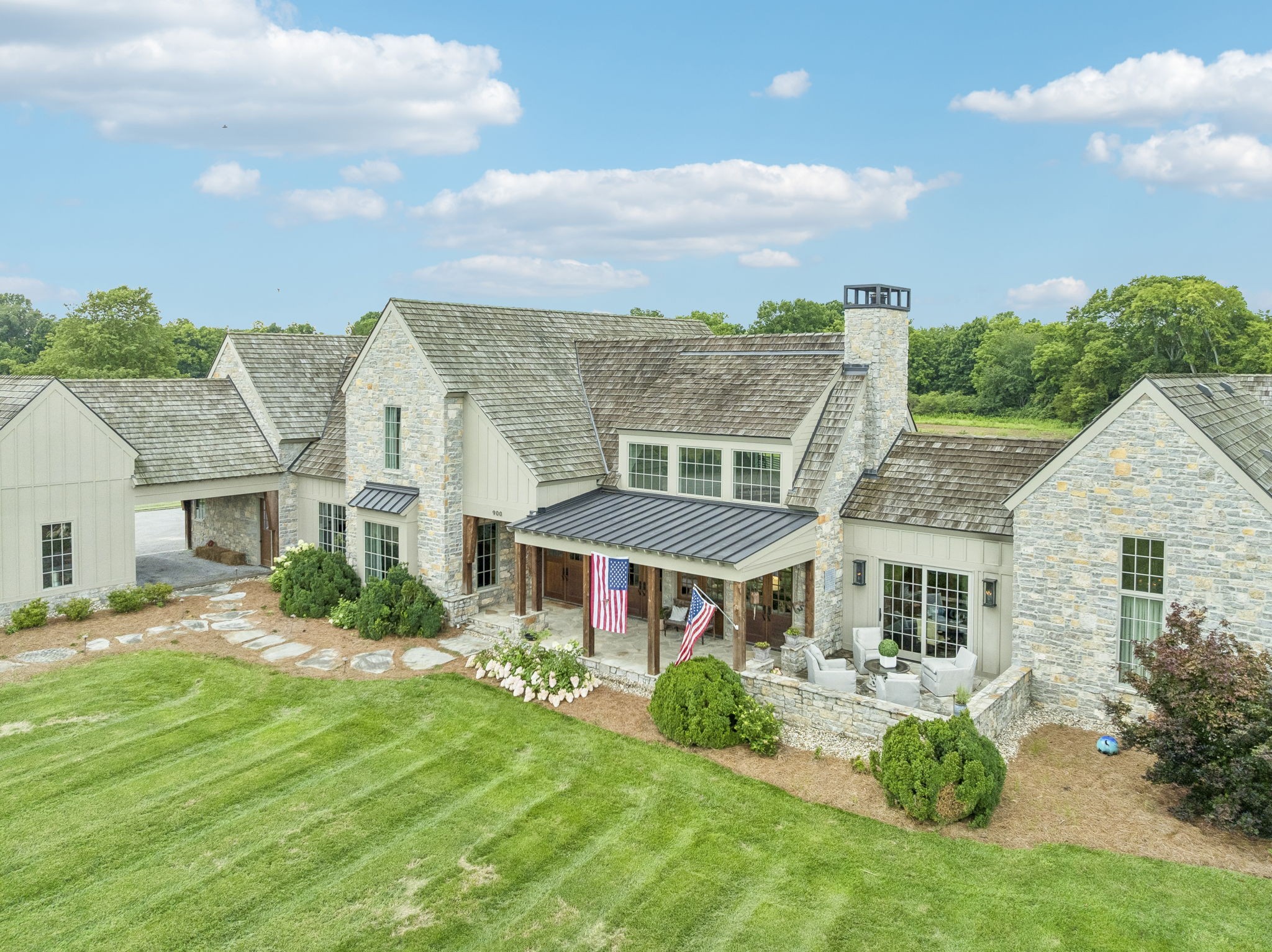 900 Hamilton Branch Ln