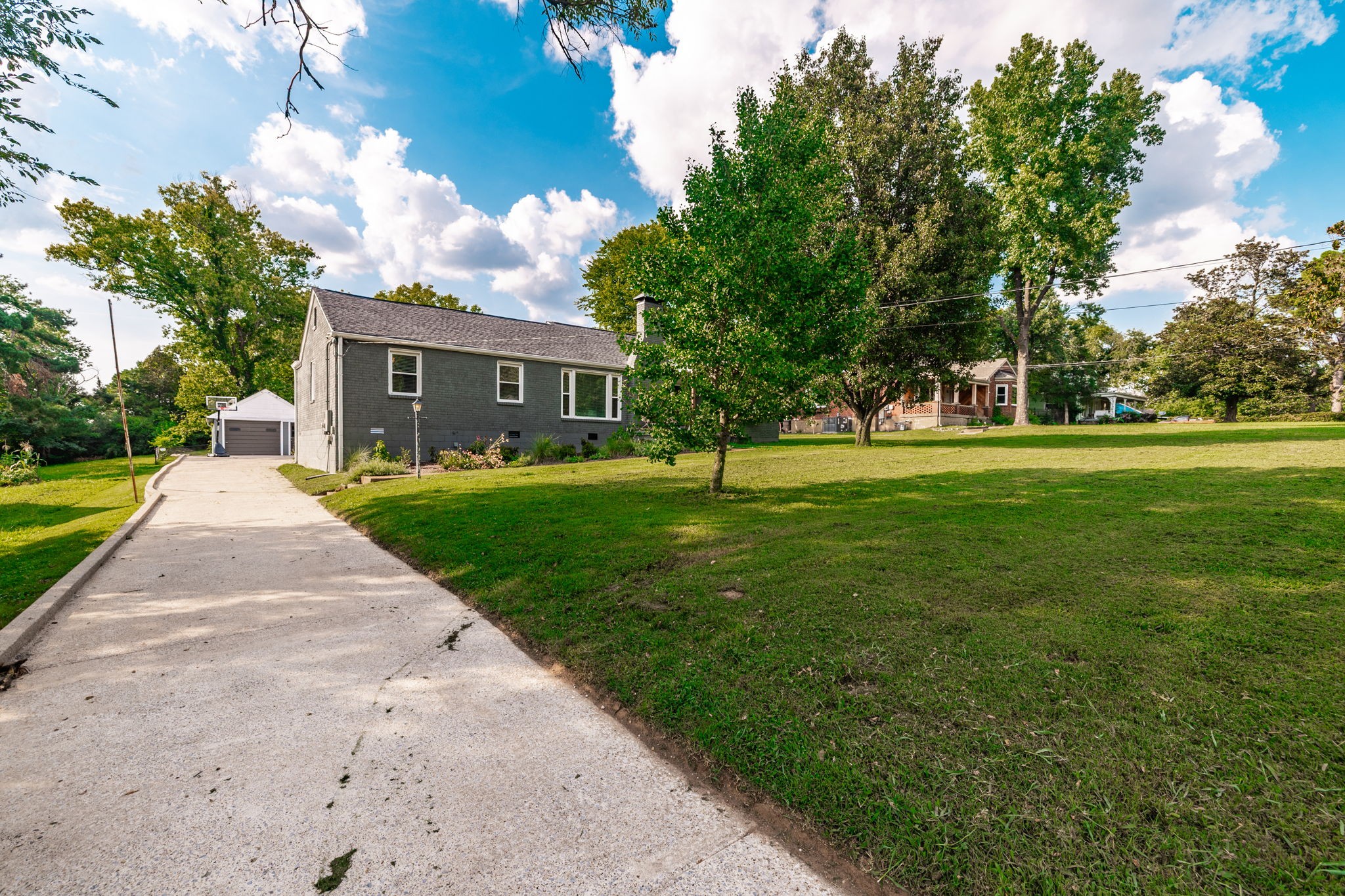 319 Bowwood Dr