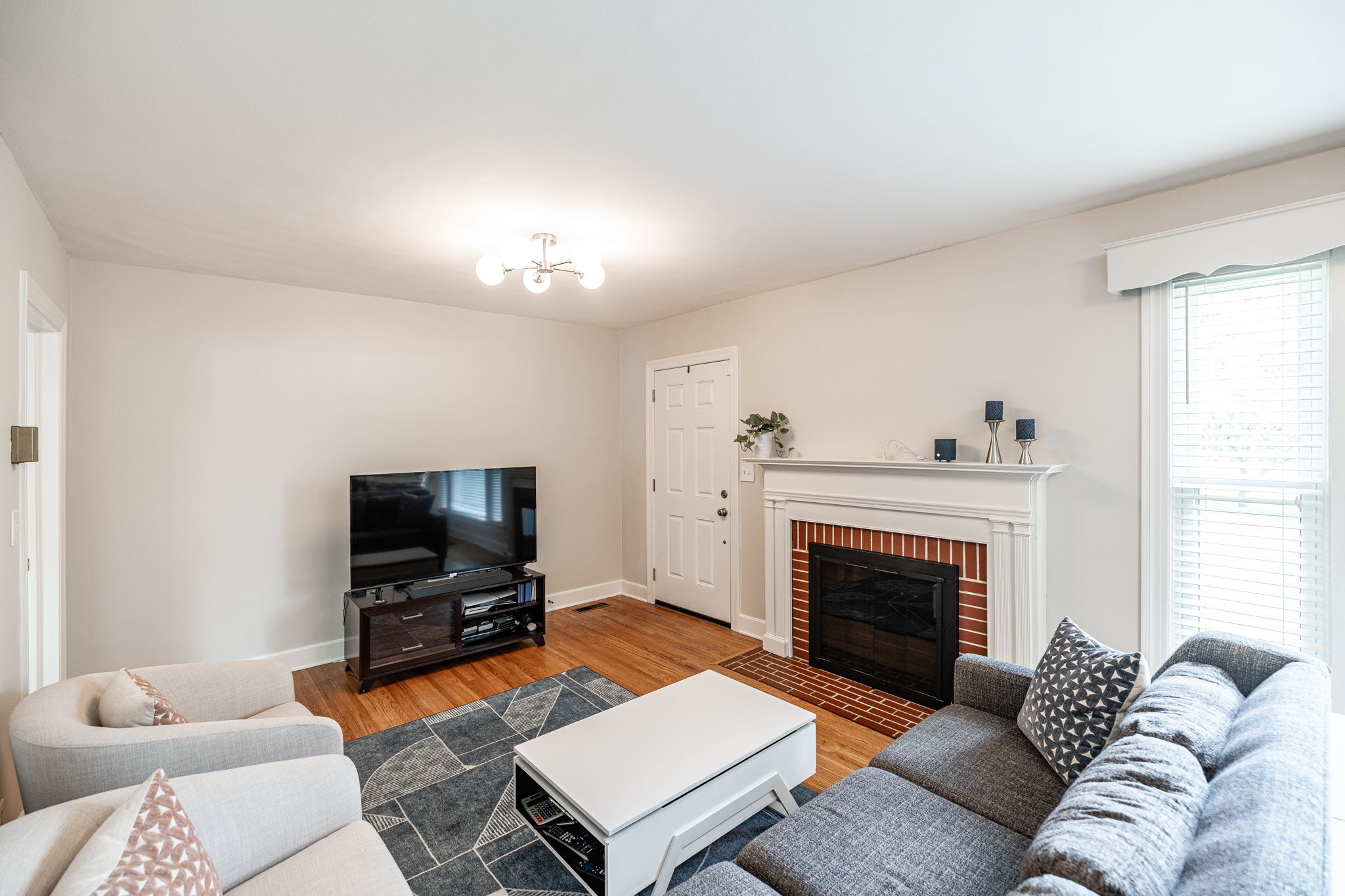 319 Bowwood Dr