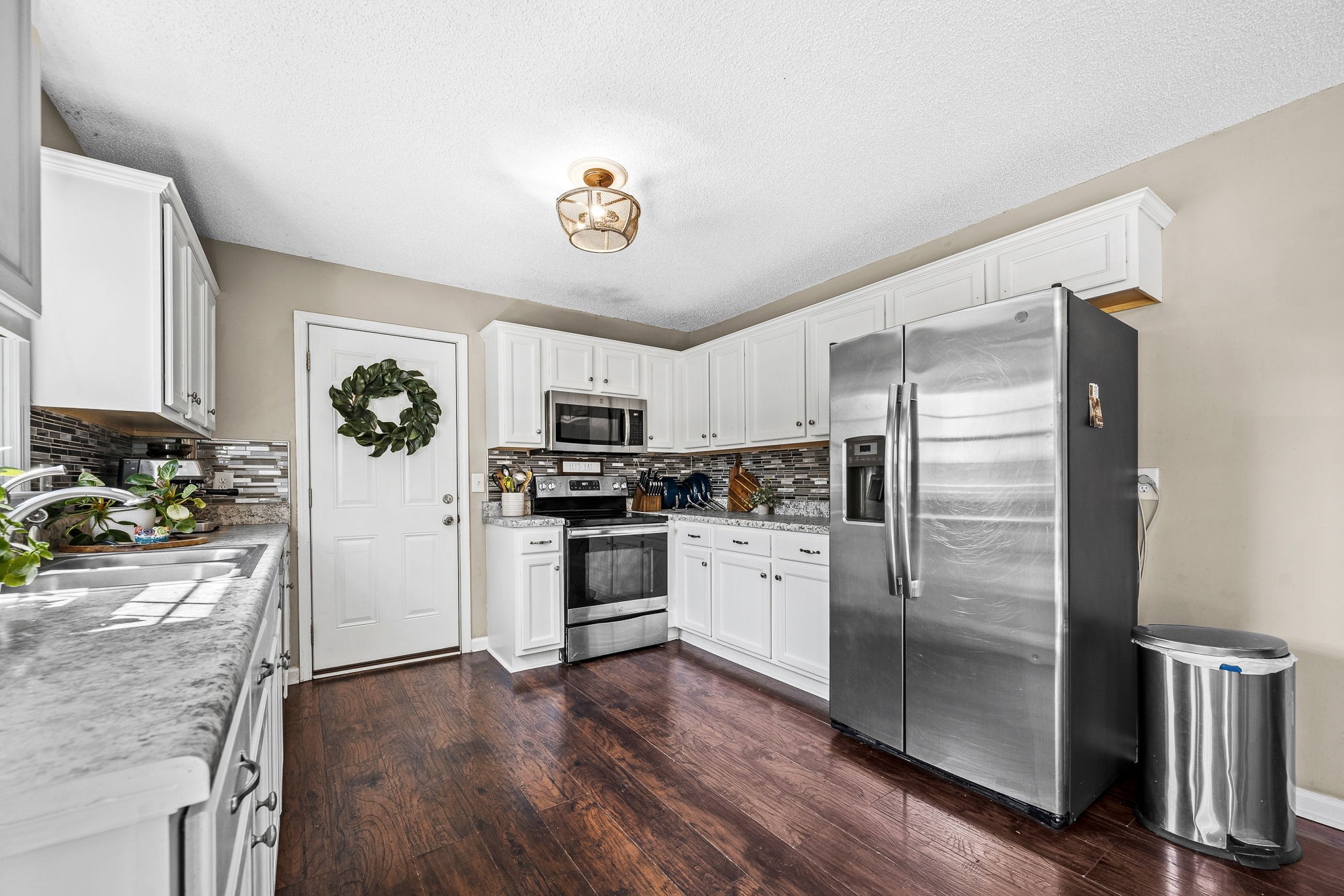 648 Greystone Dr
