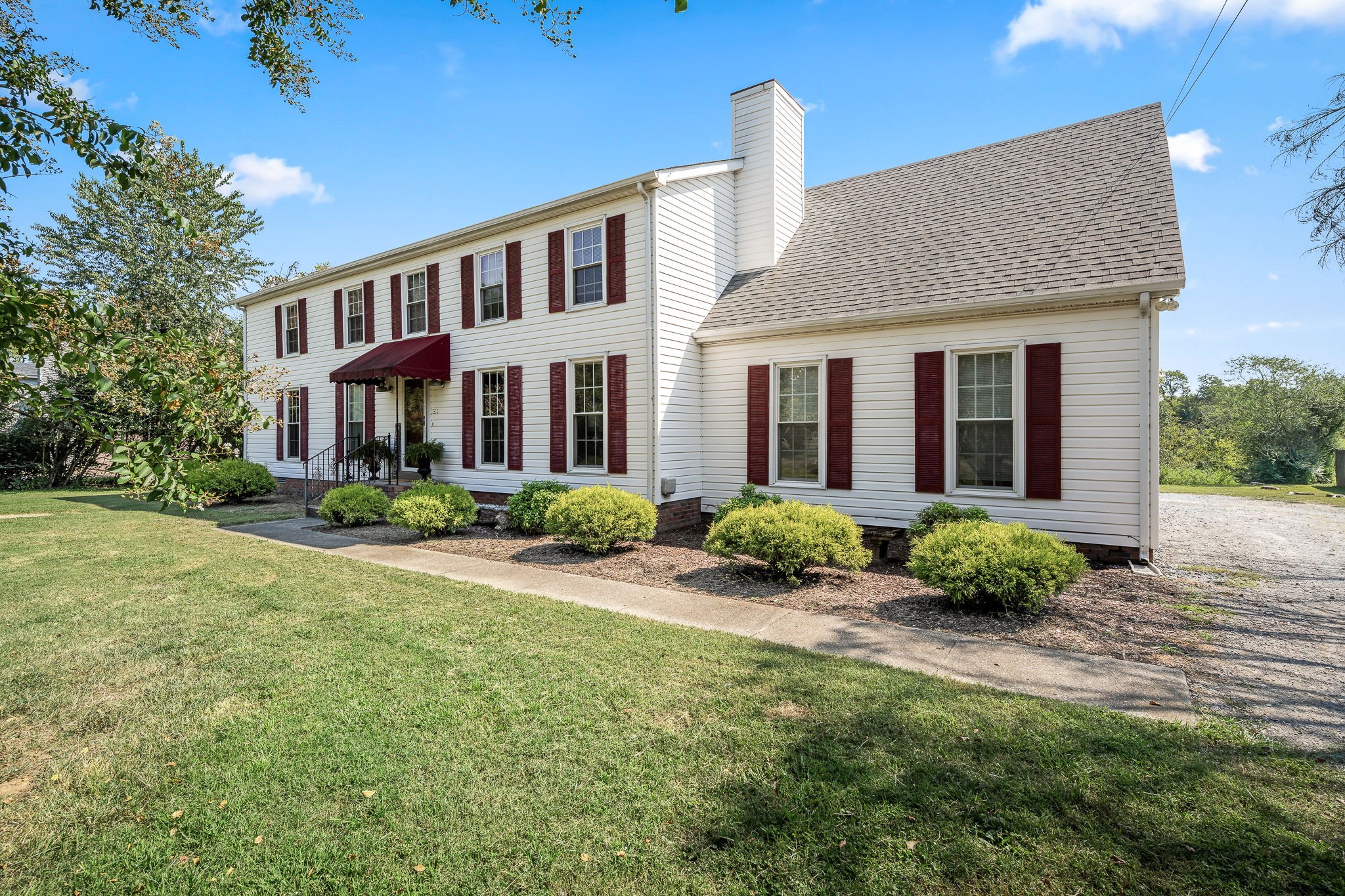 648 Greystone Dr