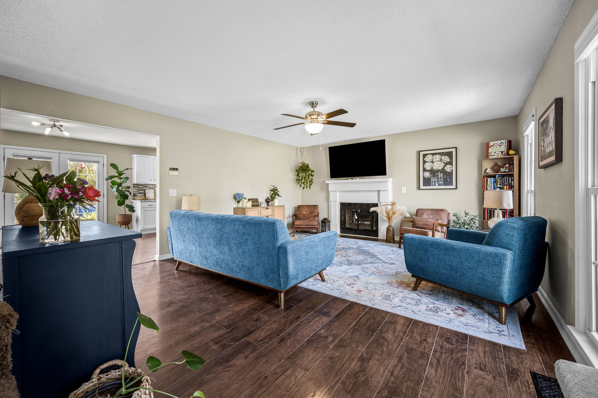 648 Greystone Dr