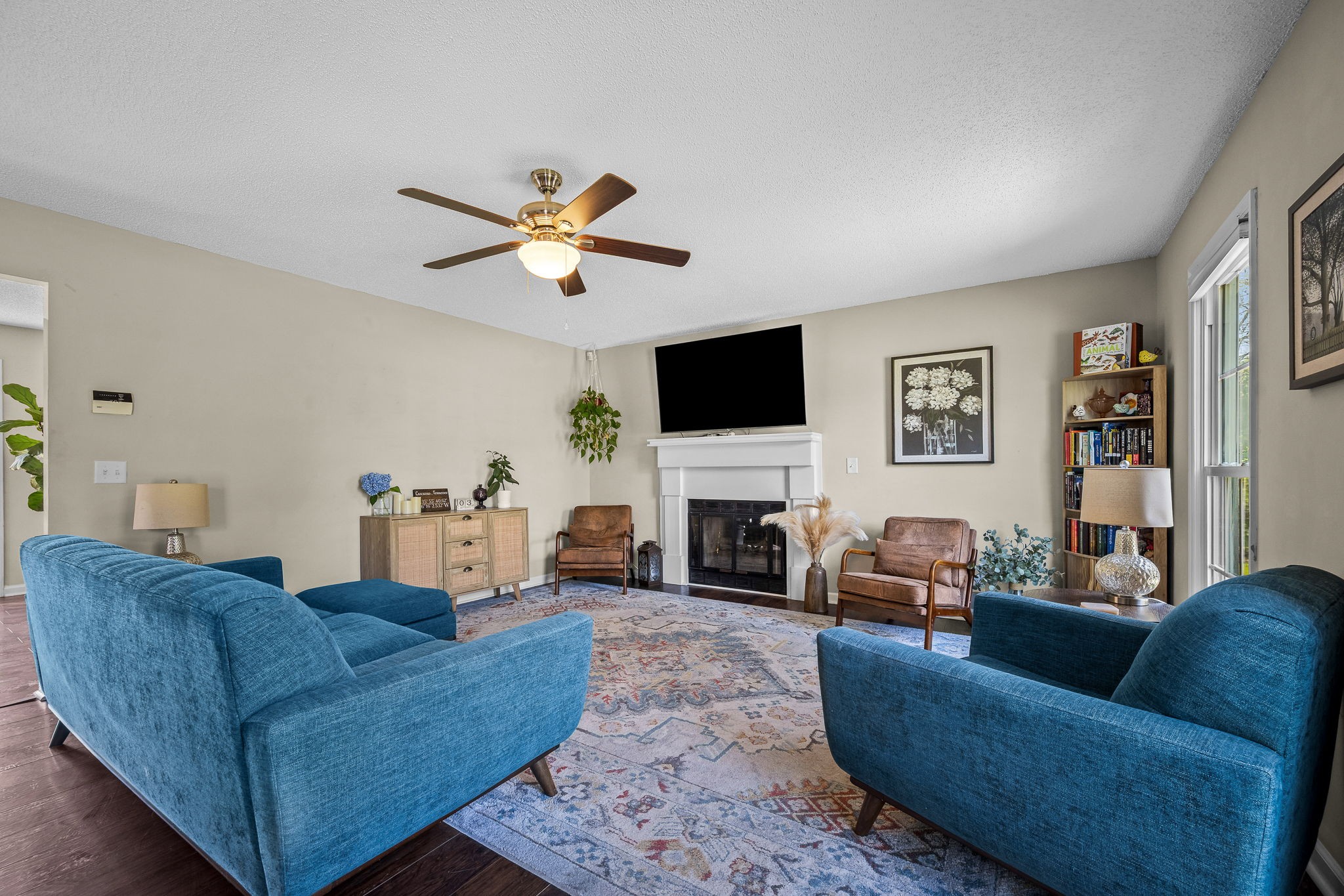 648 Greystone Dr